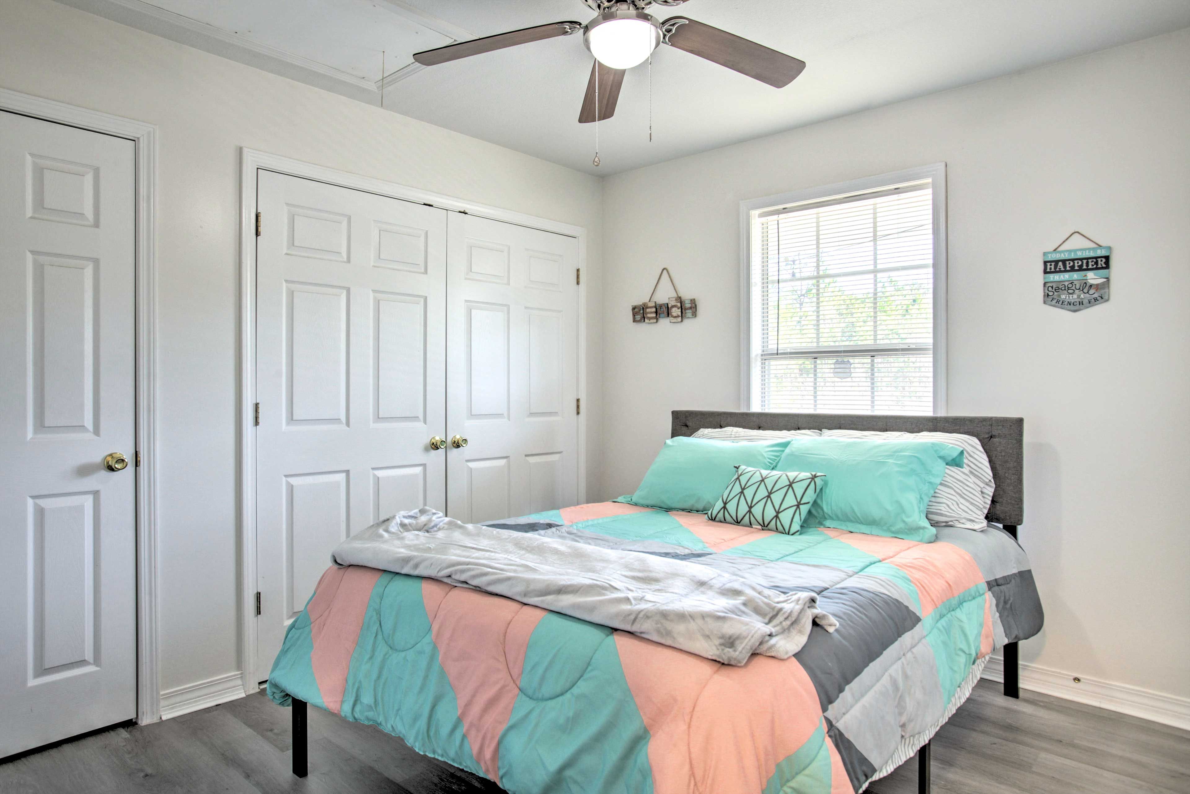 Bedroom 1 | Queen Bed | Linens Provided