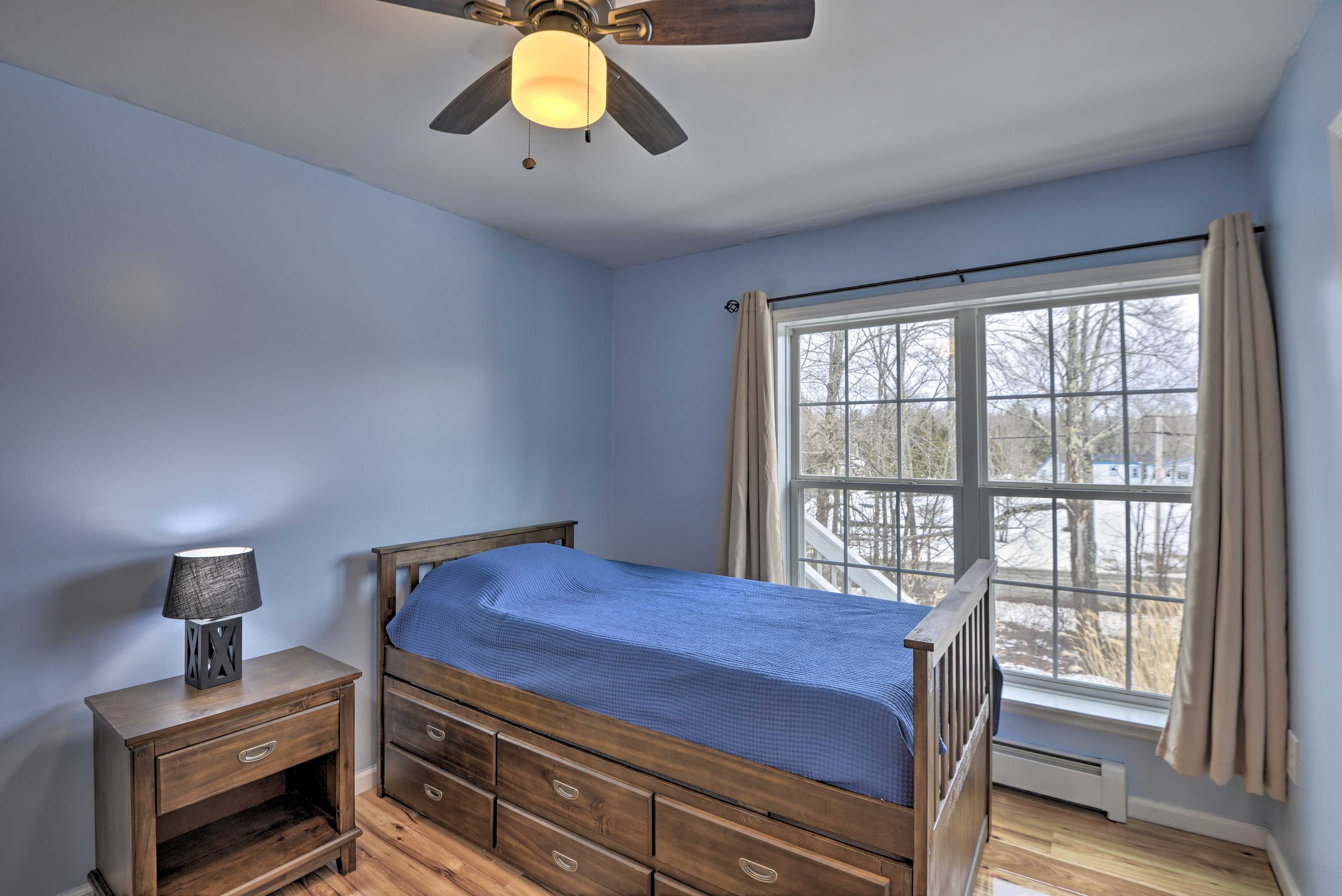 Bedroom 3 | Twin Bed w/ Twin Trundle