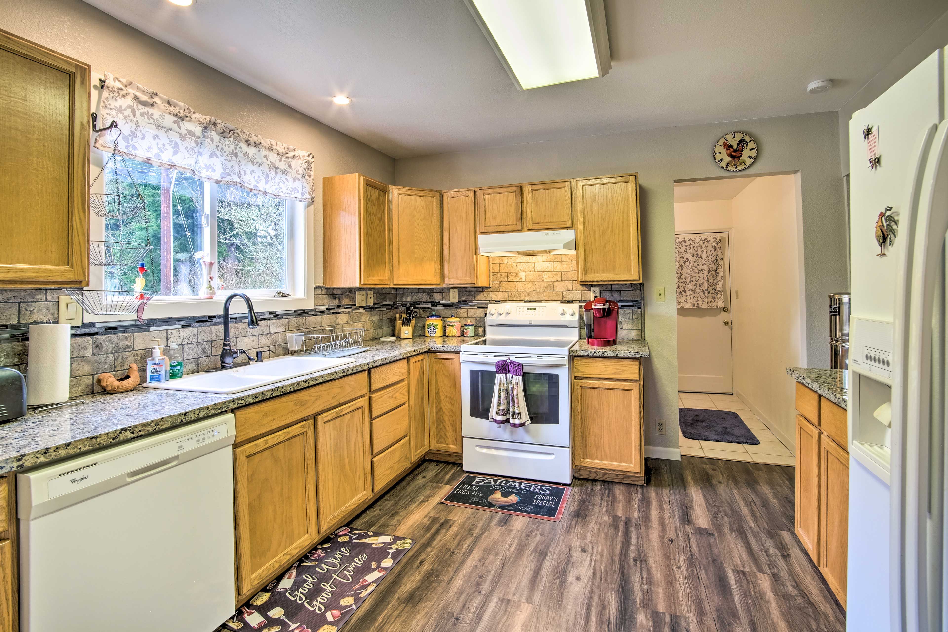 Fully Equipped Kitchen | Cooking Basics