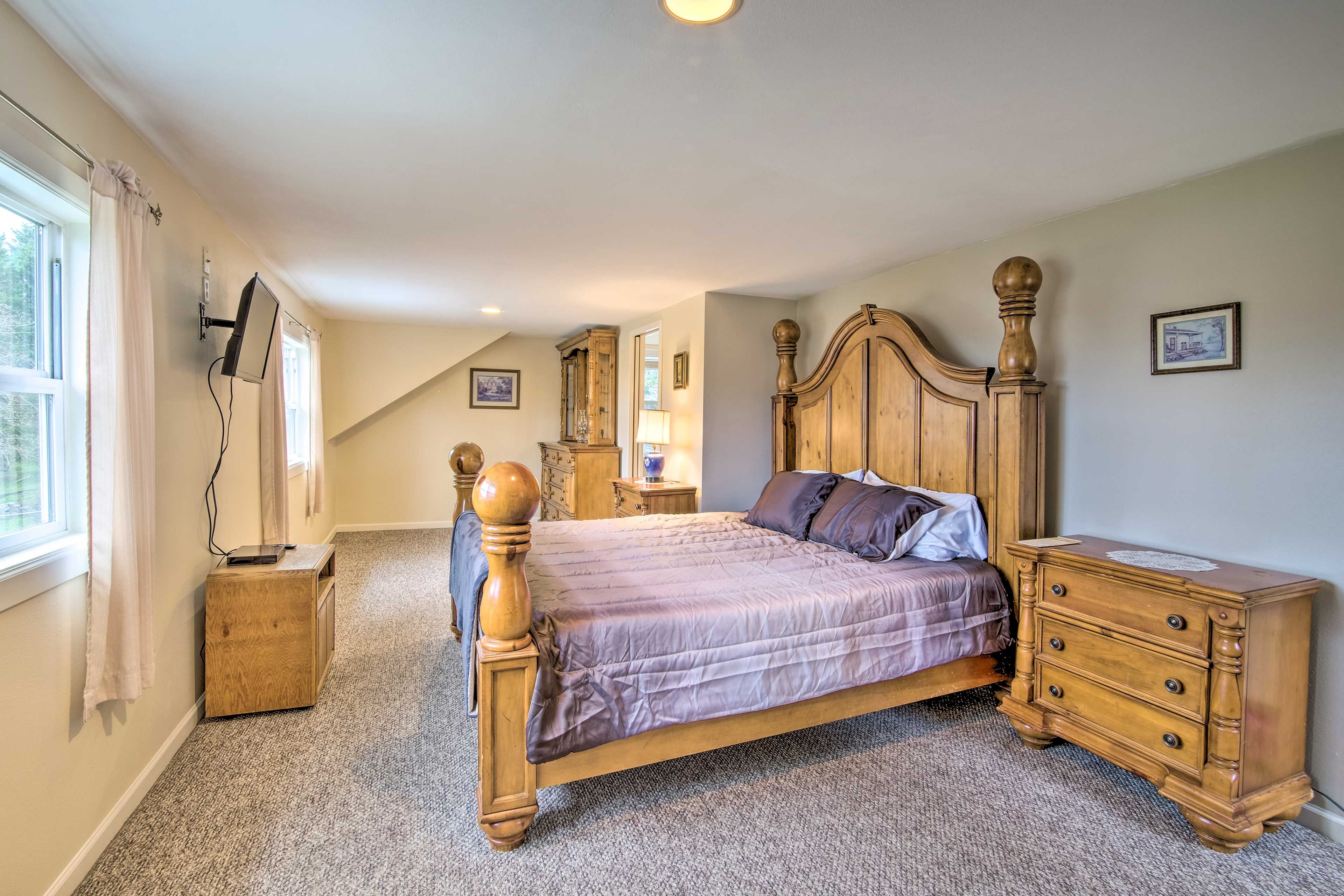 Bedroom 1 | Smart TV