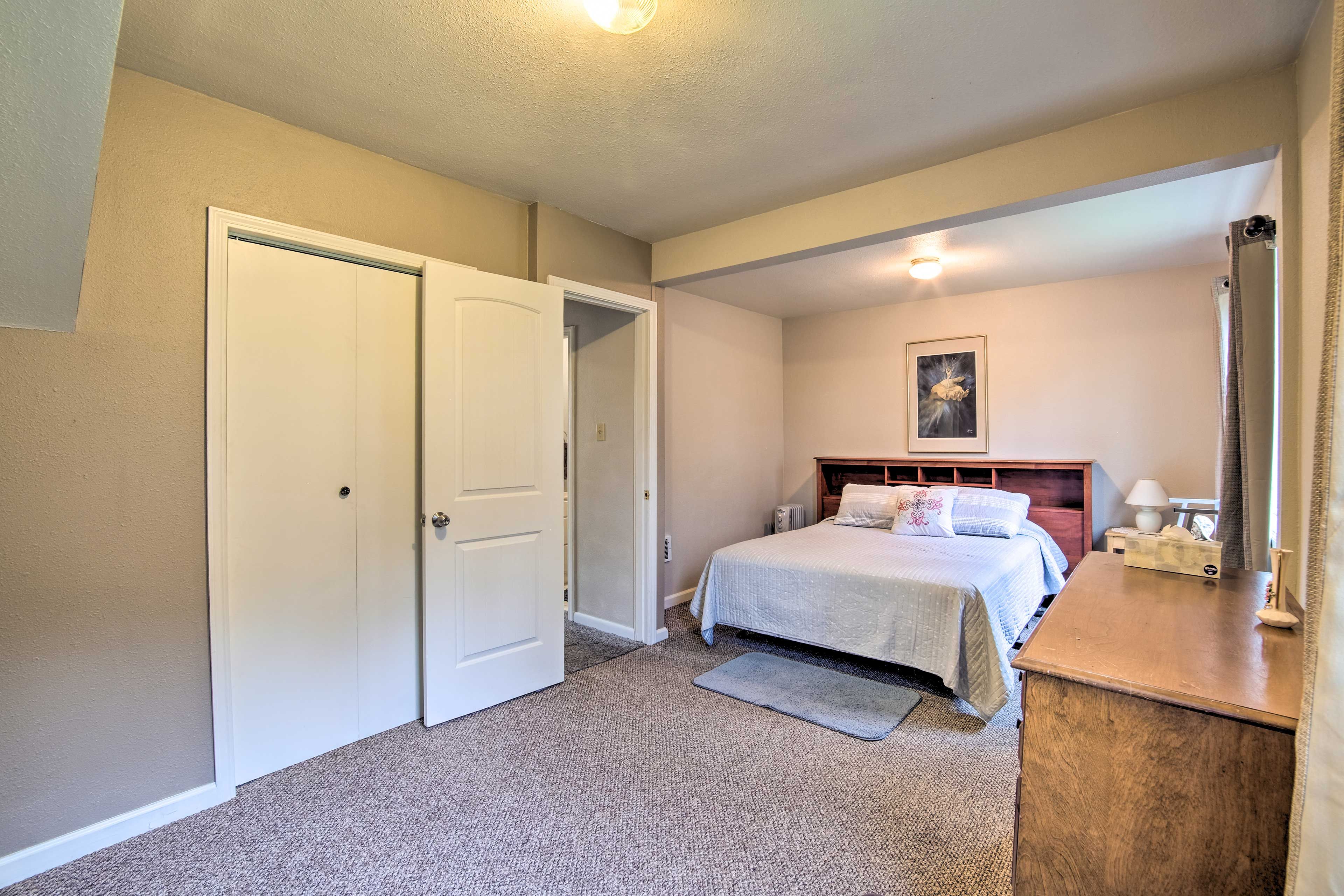 Bedroom 2 | Linens Provided