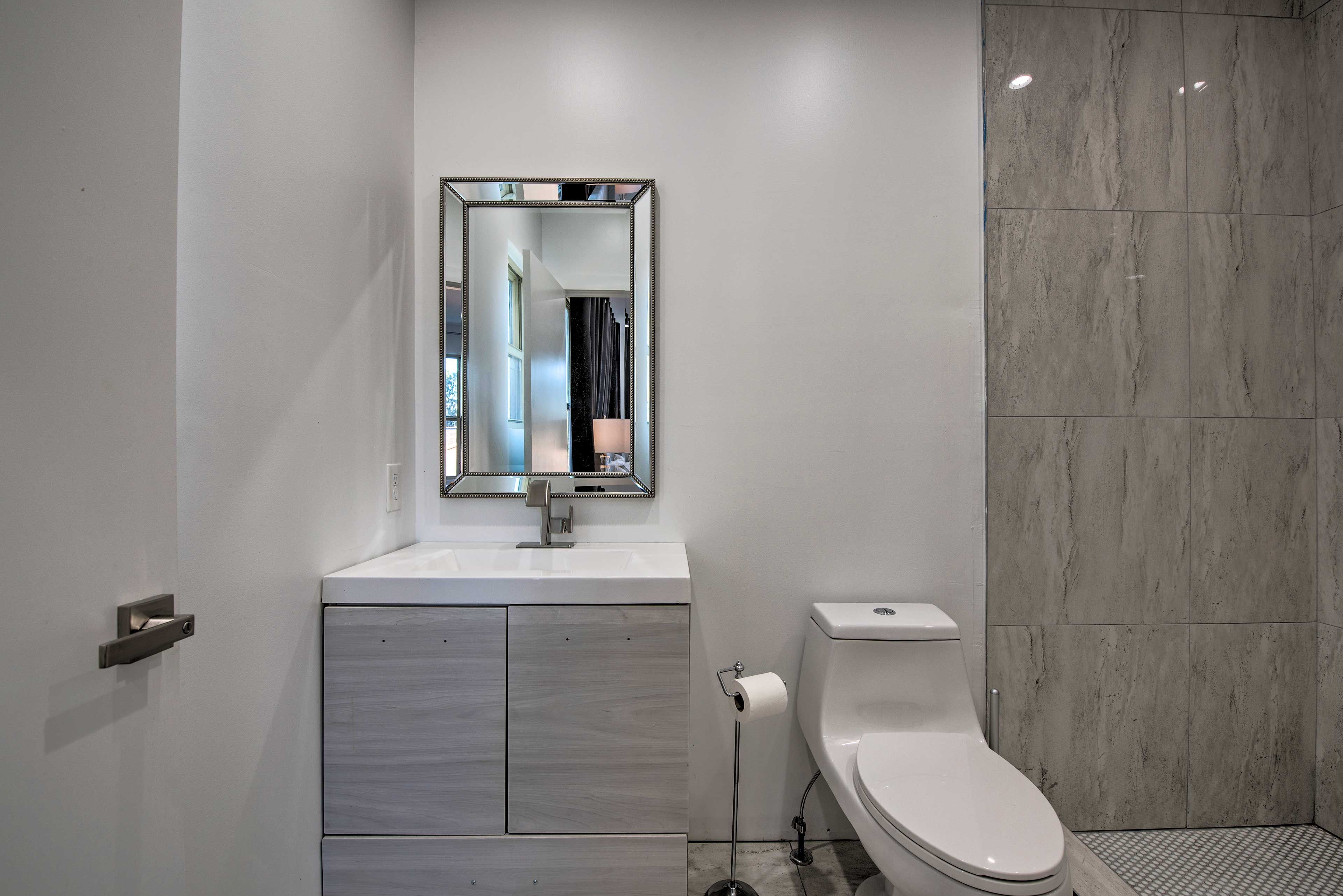 Full Bathroom