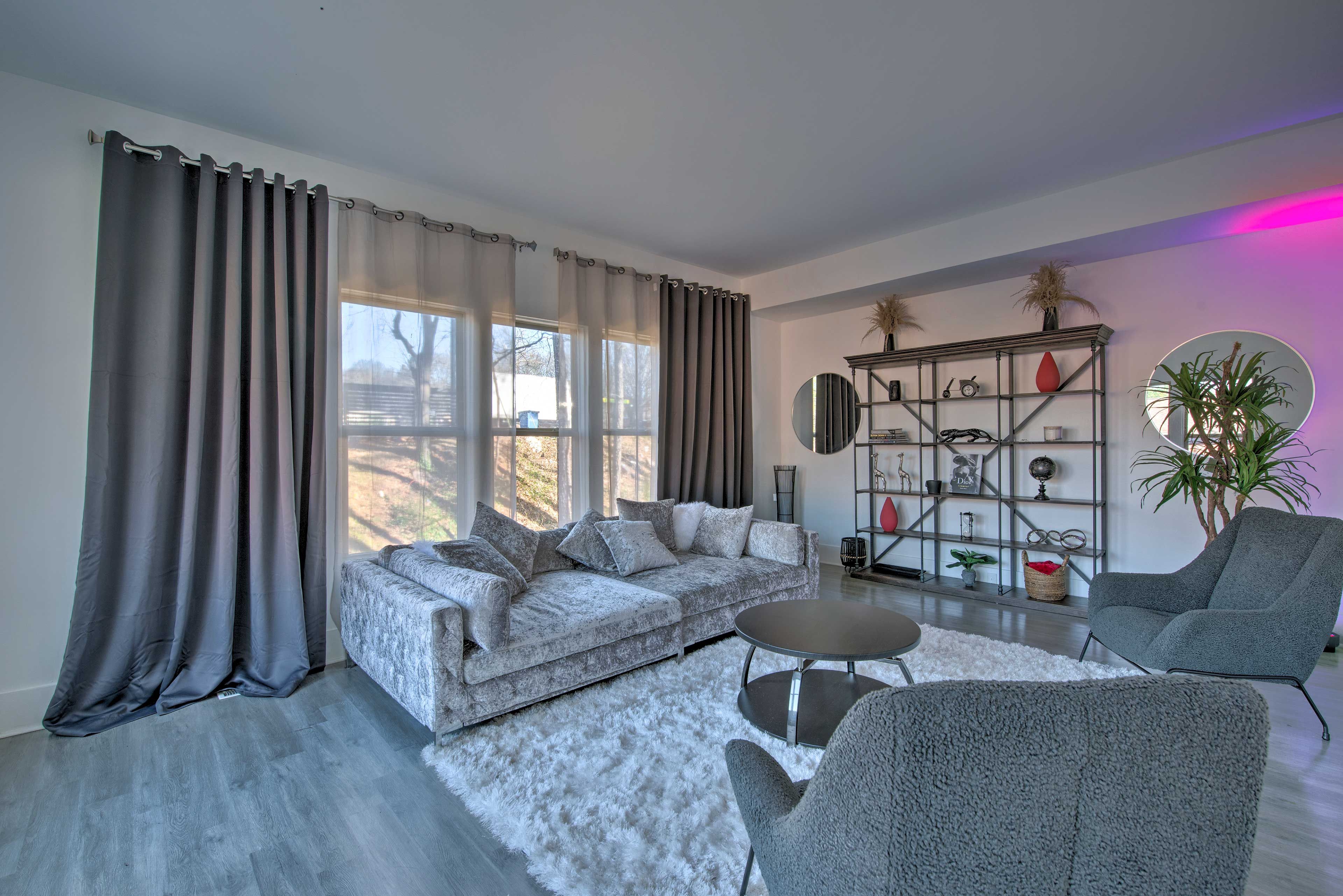 Additional Living Room