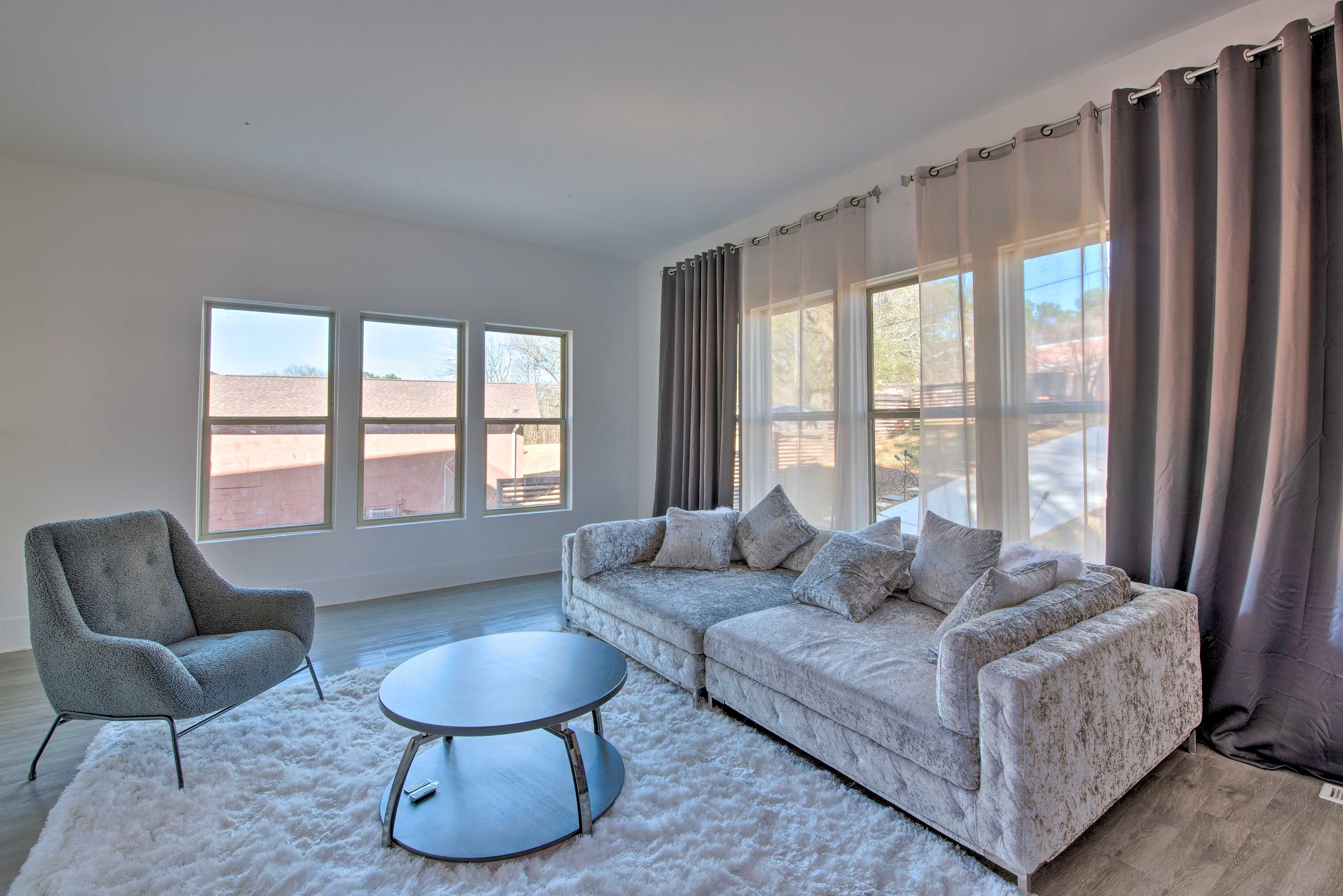 Additional Living Room