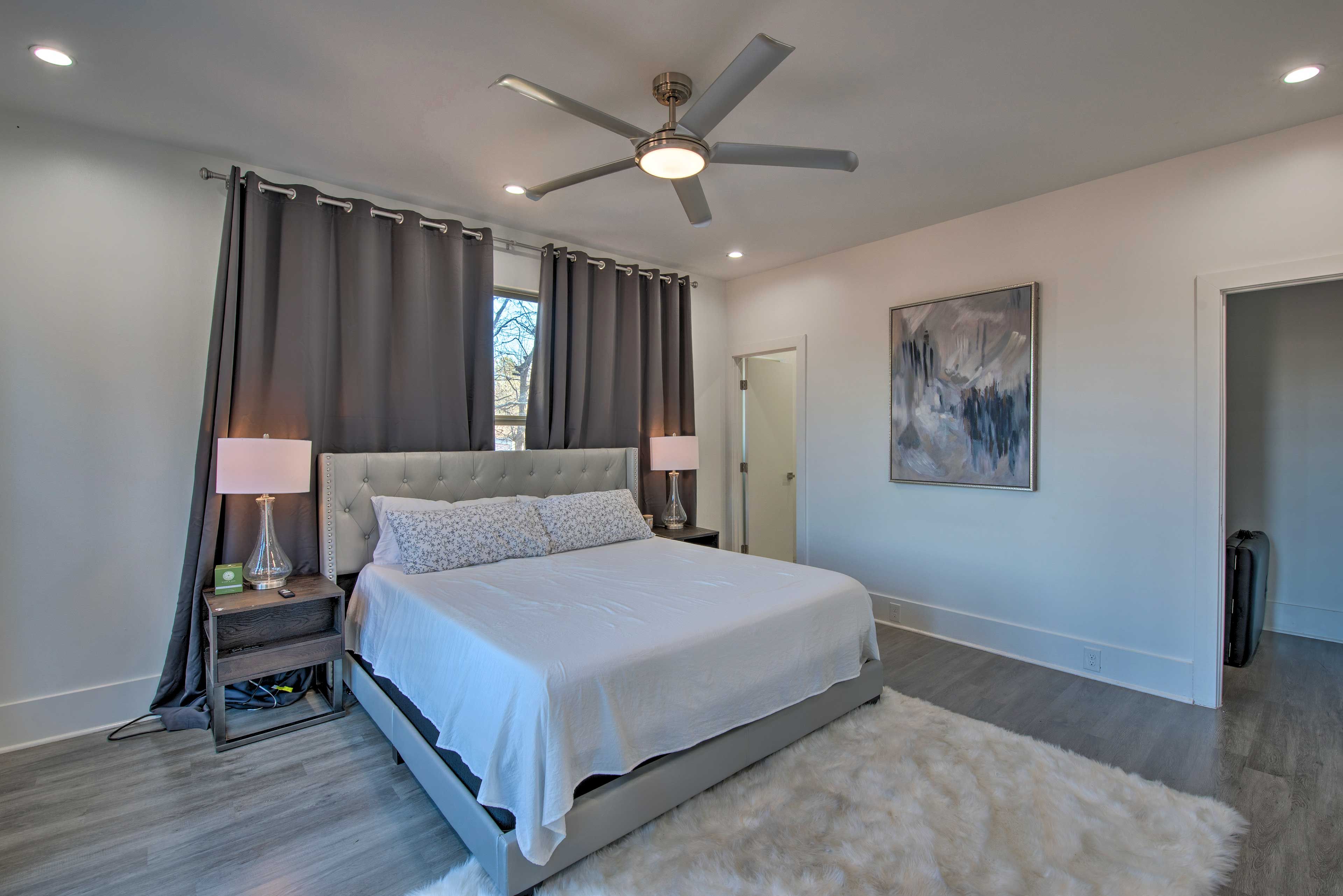 Bedroom 2 | King Bed | 2nd Floor