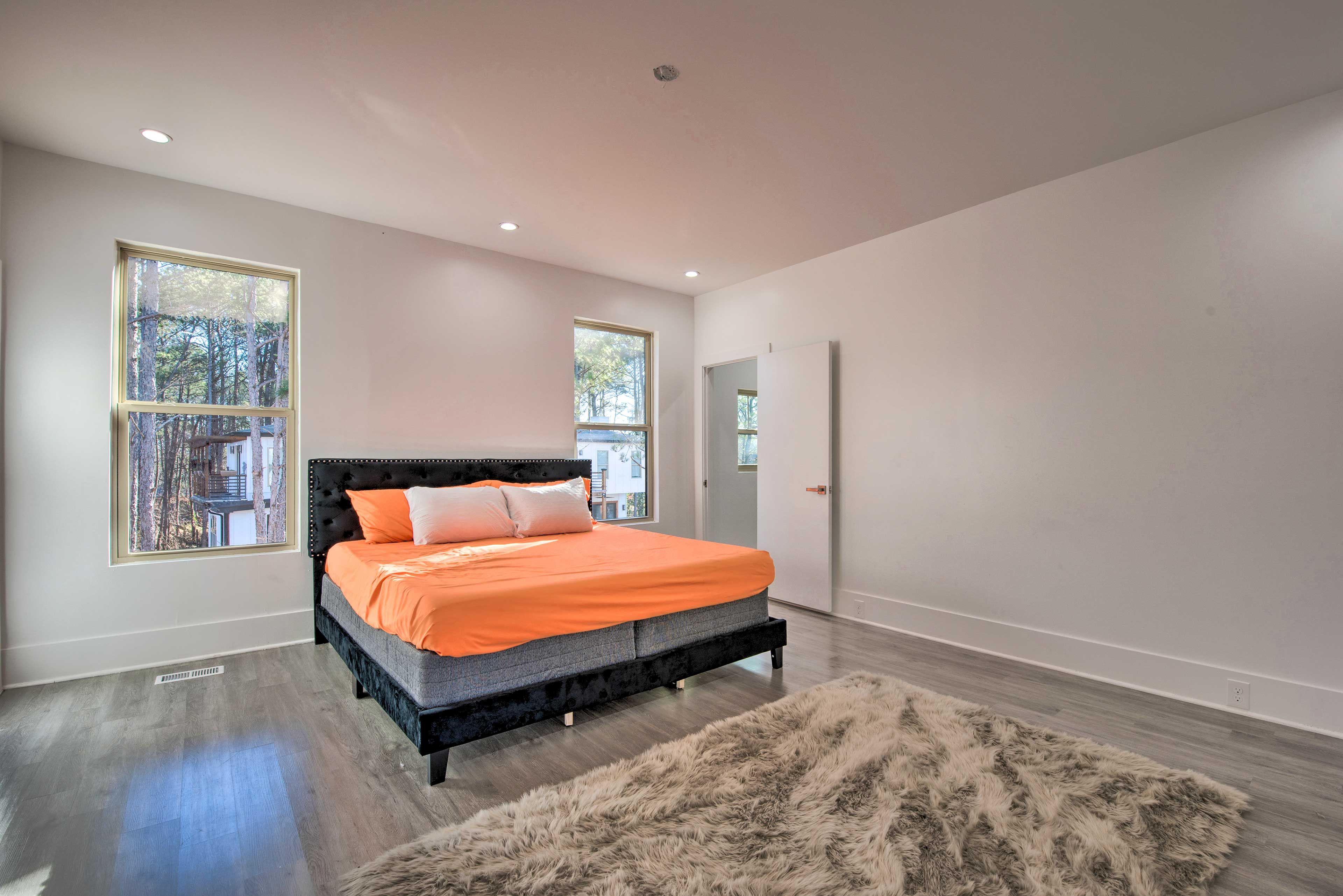 Bedroom 4 | King Bed | 2nd Floor