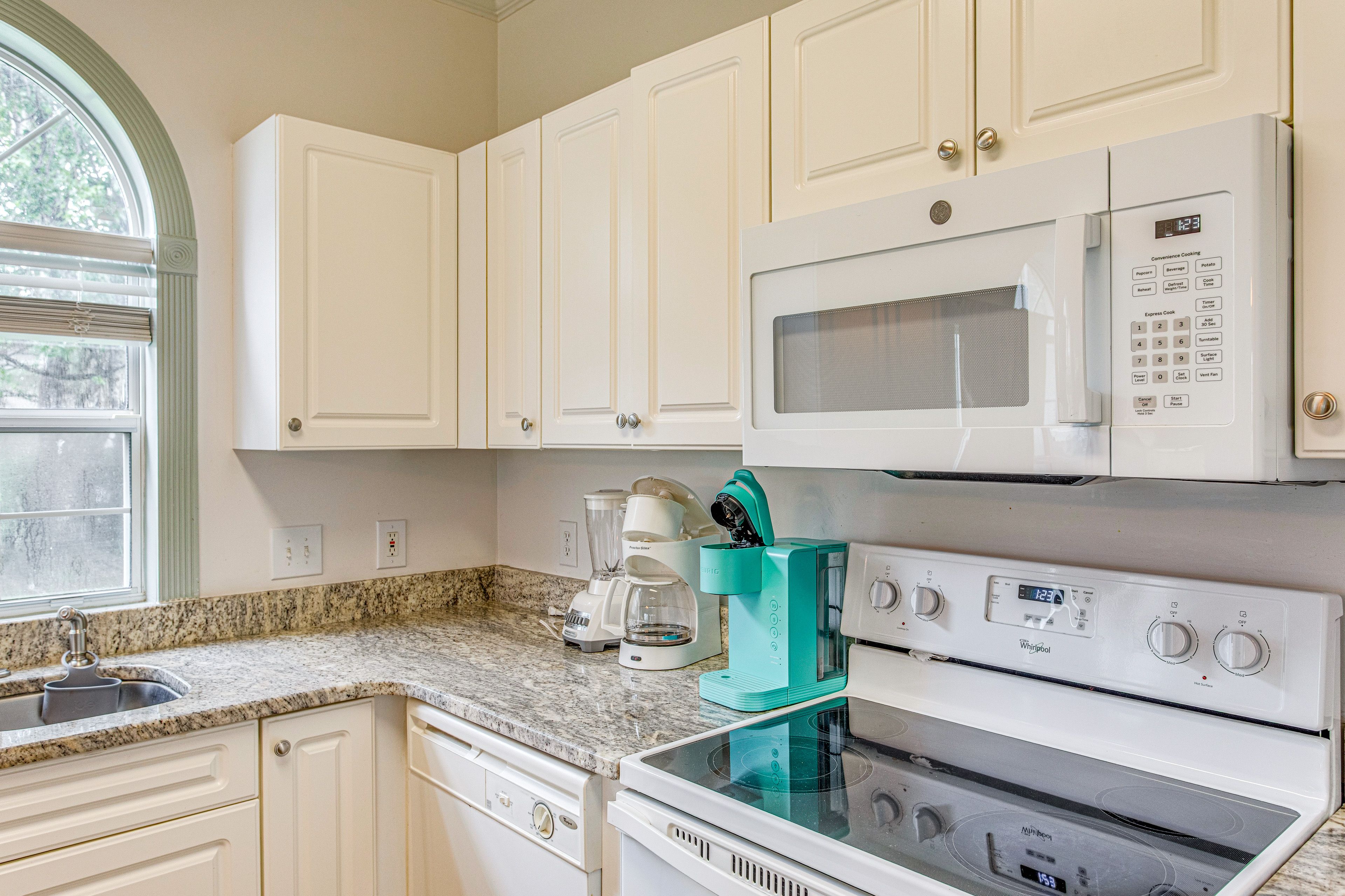 Fully Equipped Kitchen | Cooking Basics & Spices