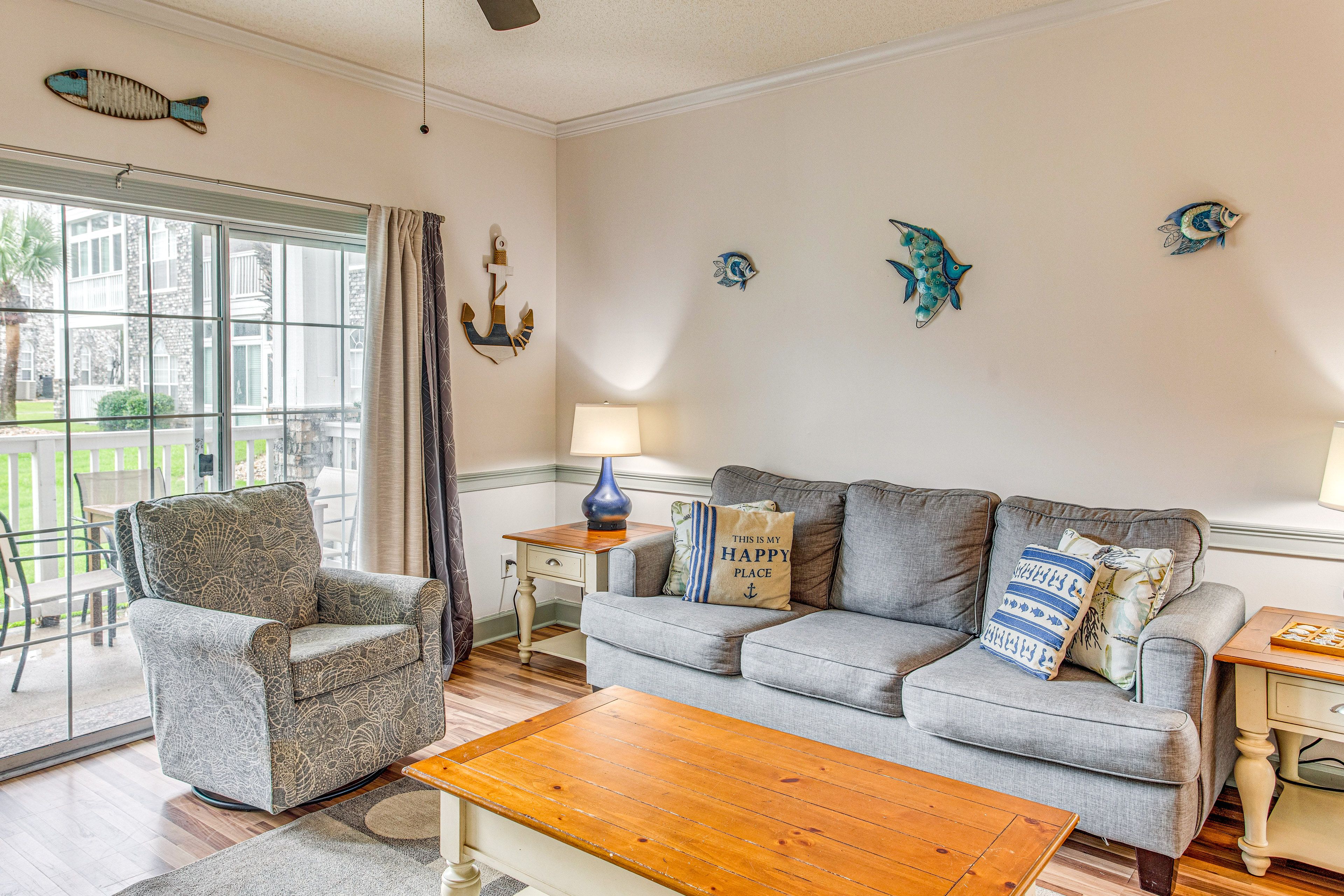 Living Room | Sleeper Sofa | Free WiFi | Smart TV w/ Fire Stick