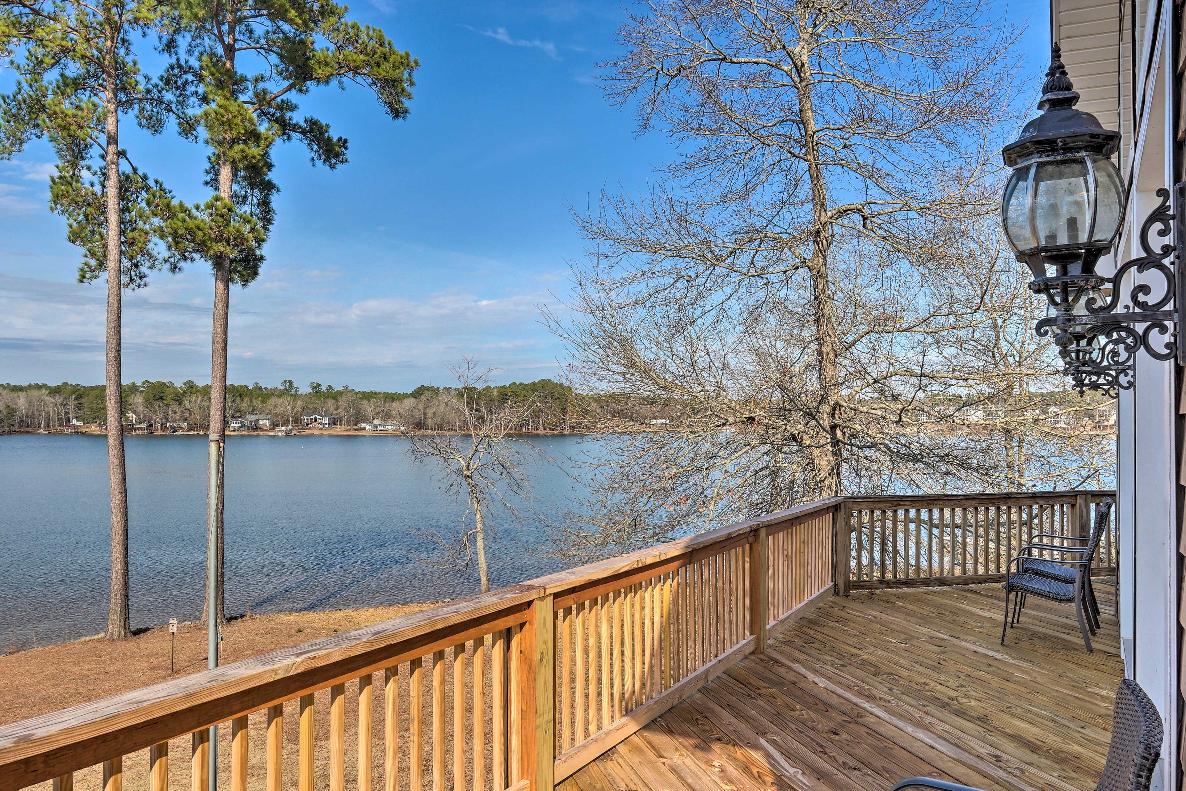 Wraparound Deck | Gas Grill | Dock Access