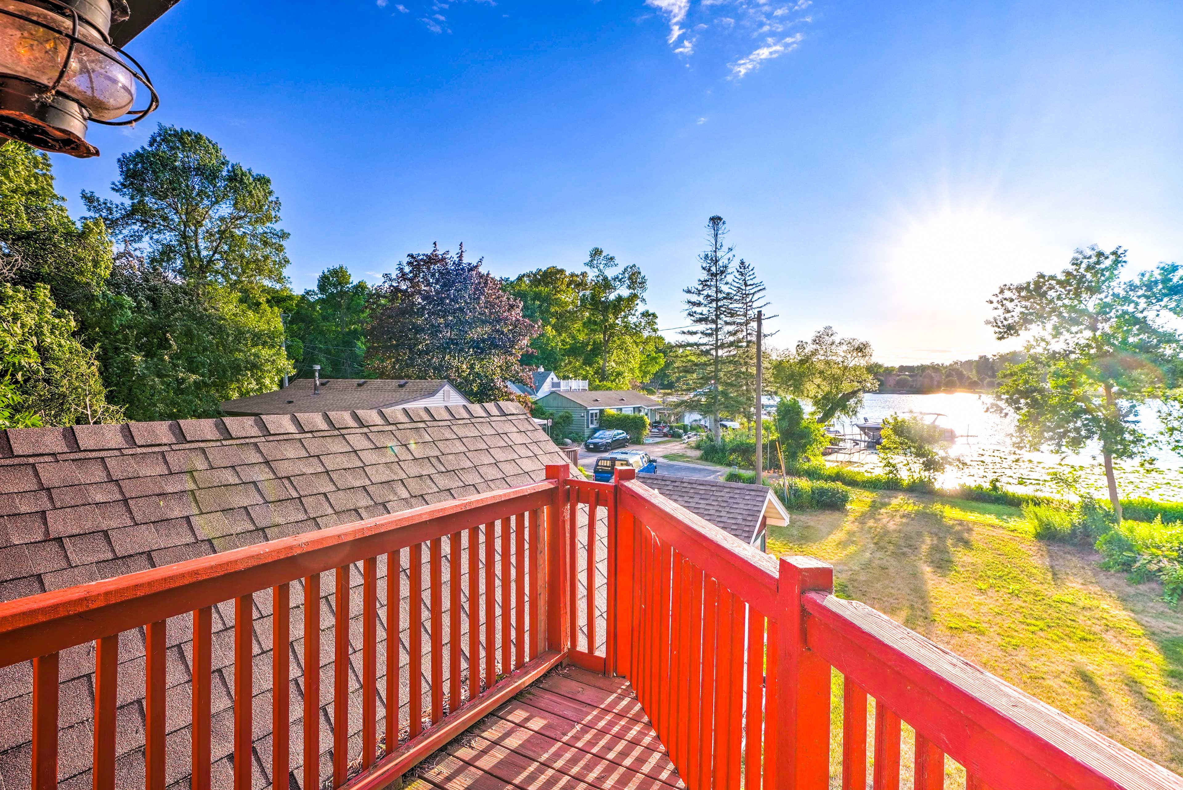 Balcony | Lake Views