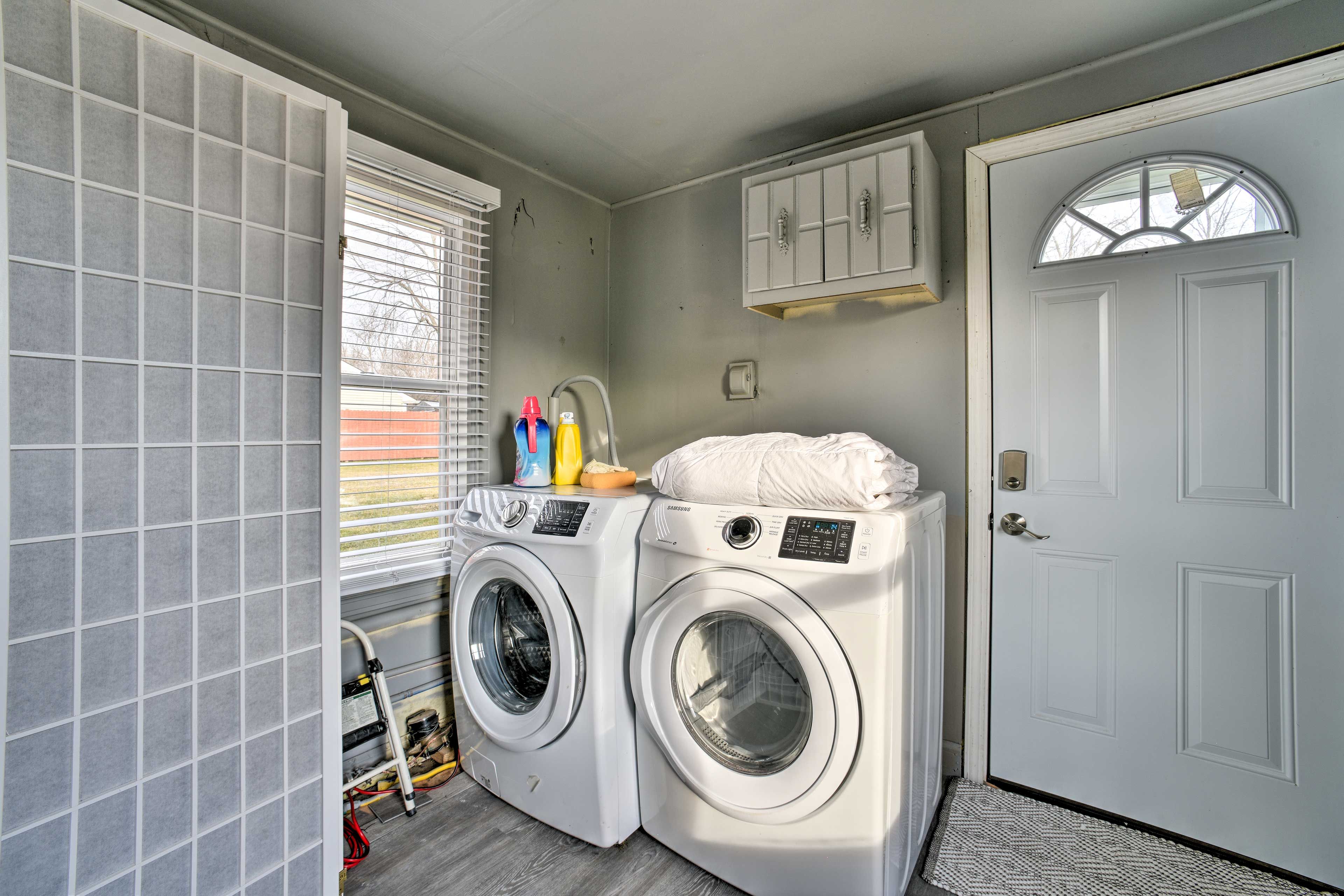 Laundry Room | Washer & Dryer