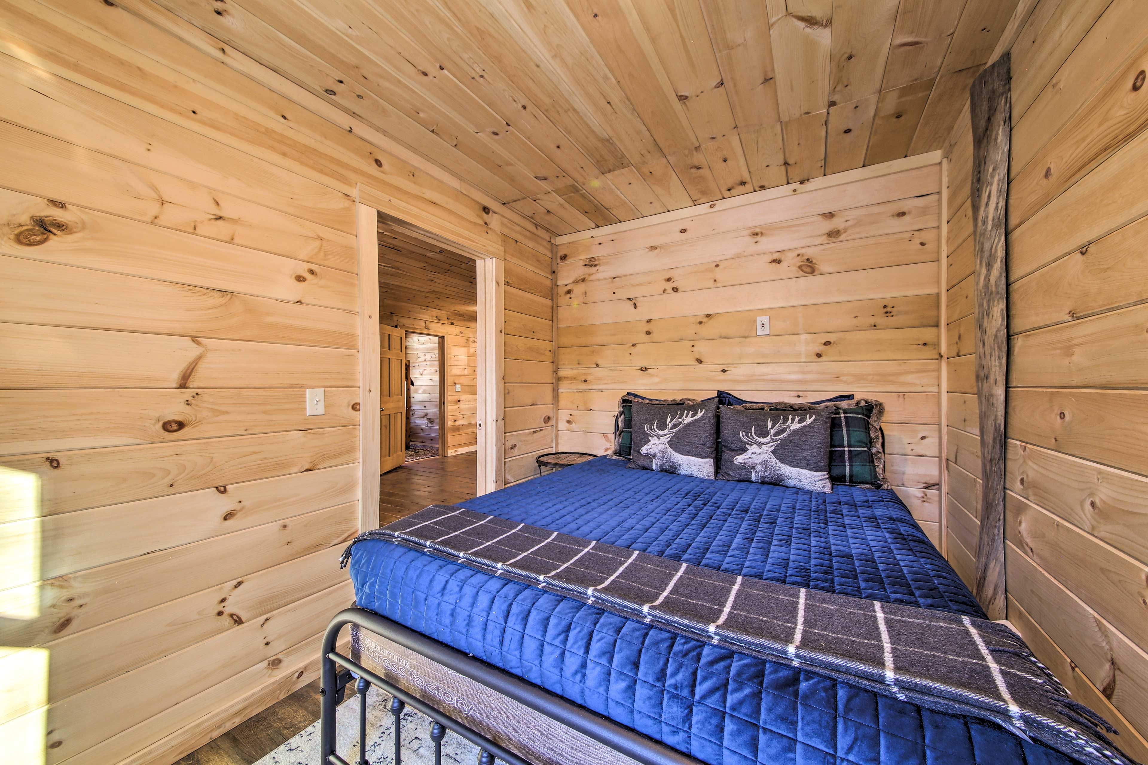 Bedroom 1 | Linens Provided