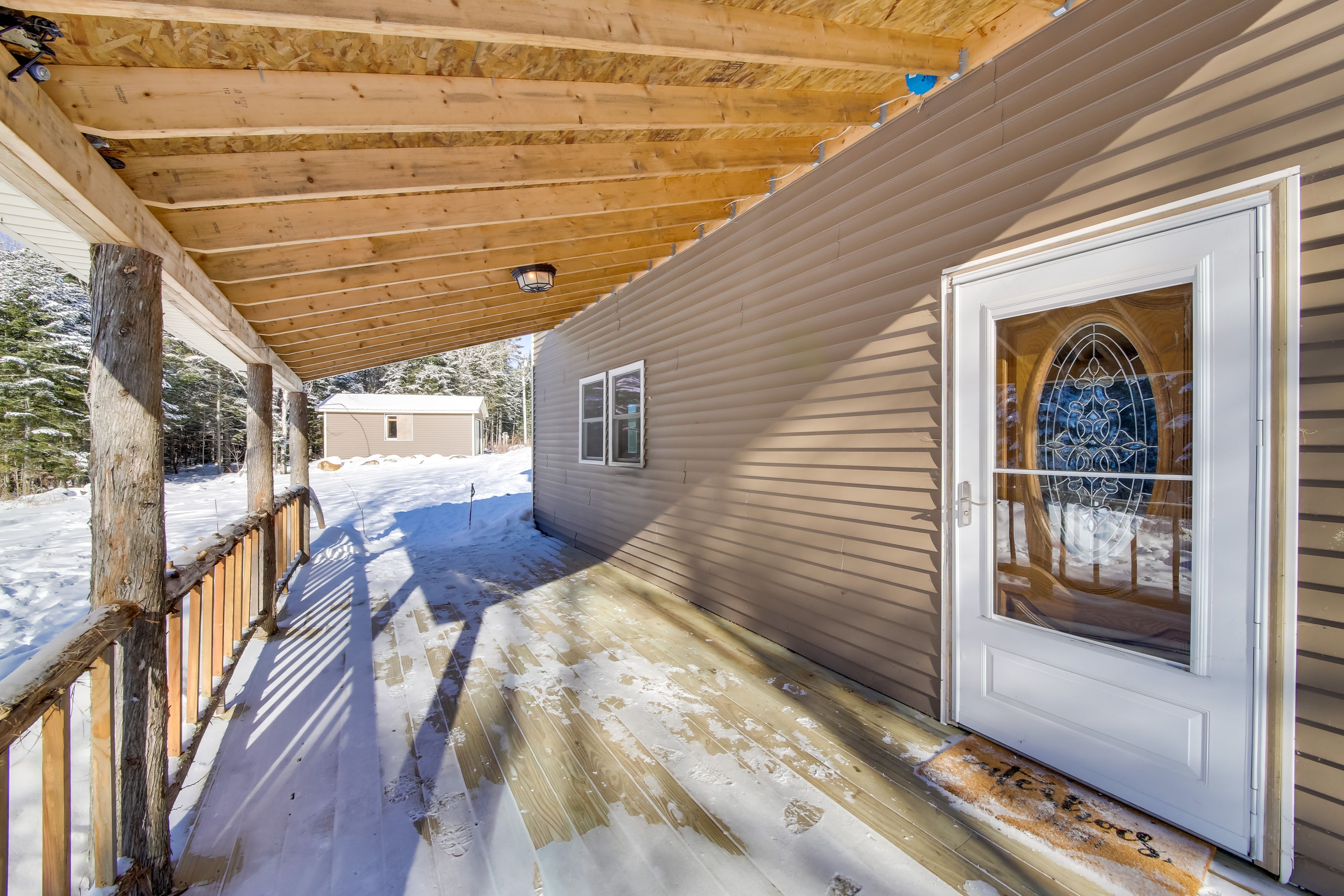 Property Entrance | Deck