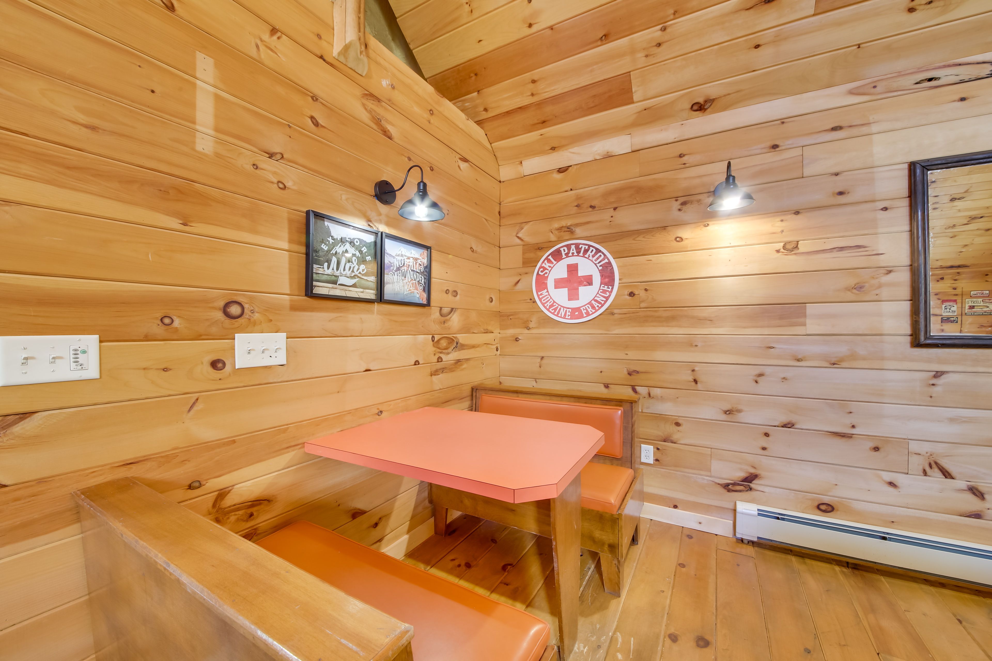 Additional Dining Area | 2nd Floor