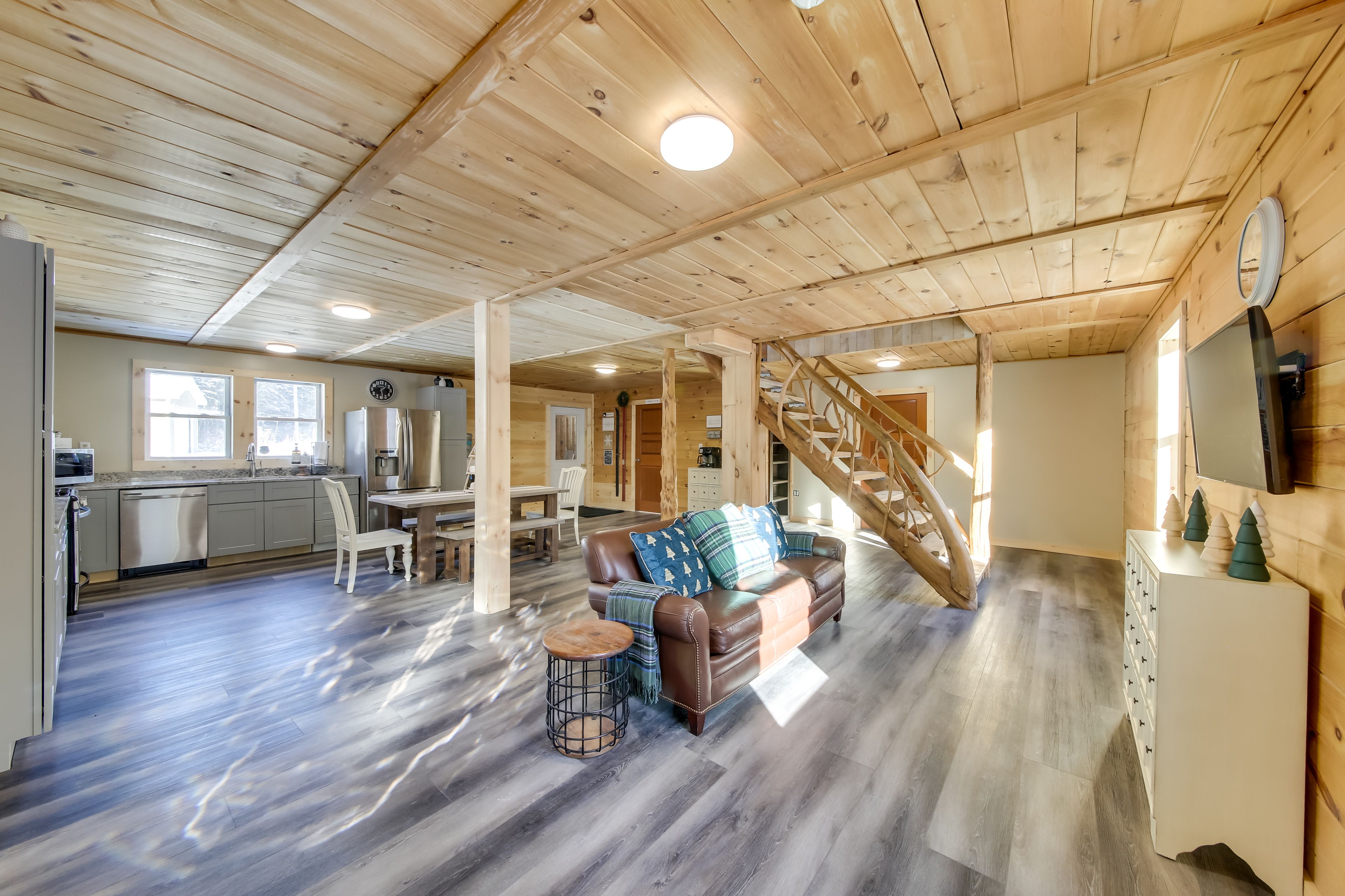 Living Area | 1st Floor | Smart TV | Heated Floors