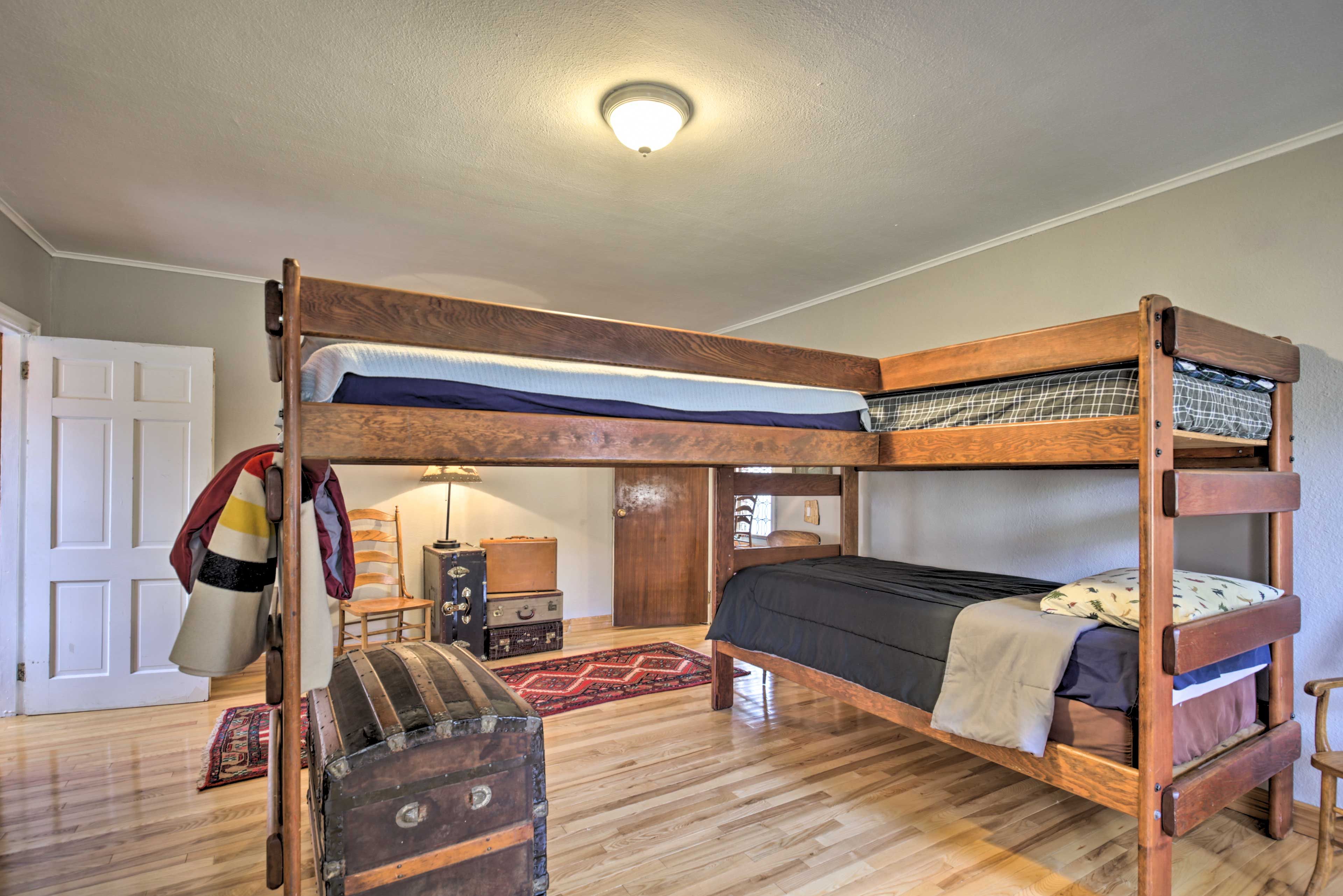Bedroom 1 | Triple Twin Bunk Bed