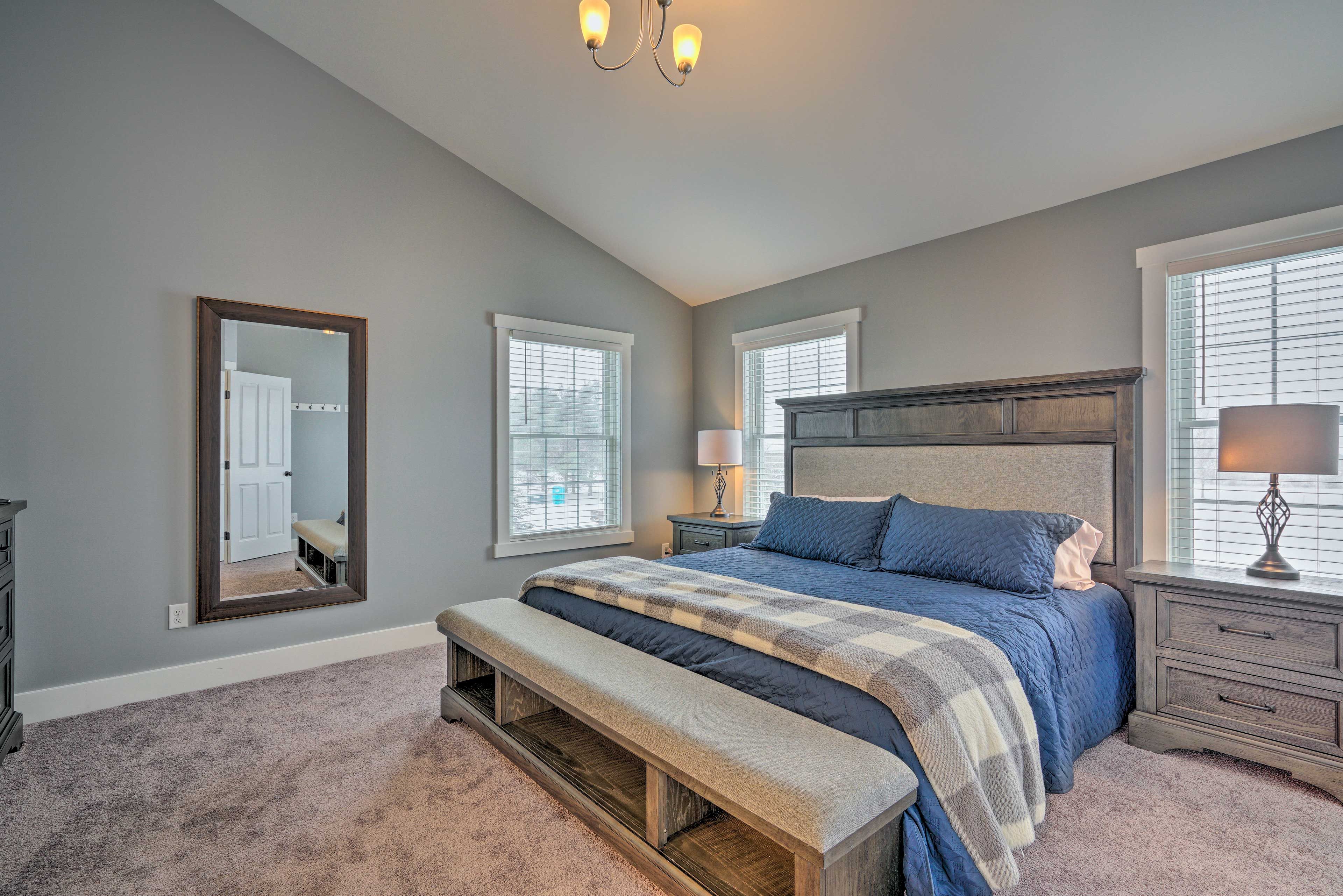 Bedroom 1 | King Bed | 2nd Floor