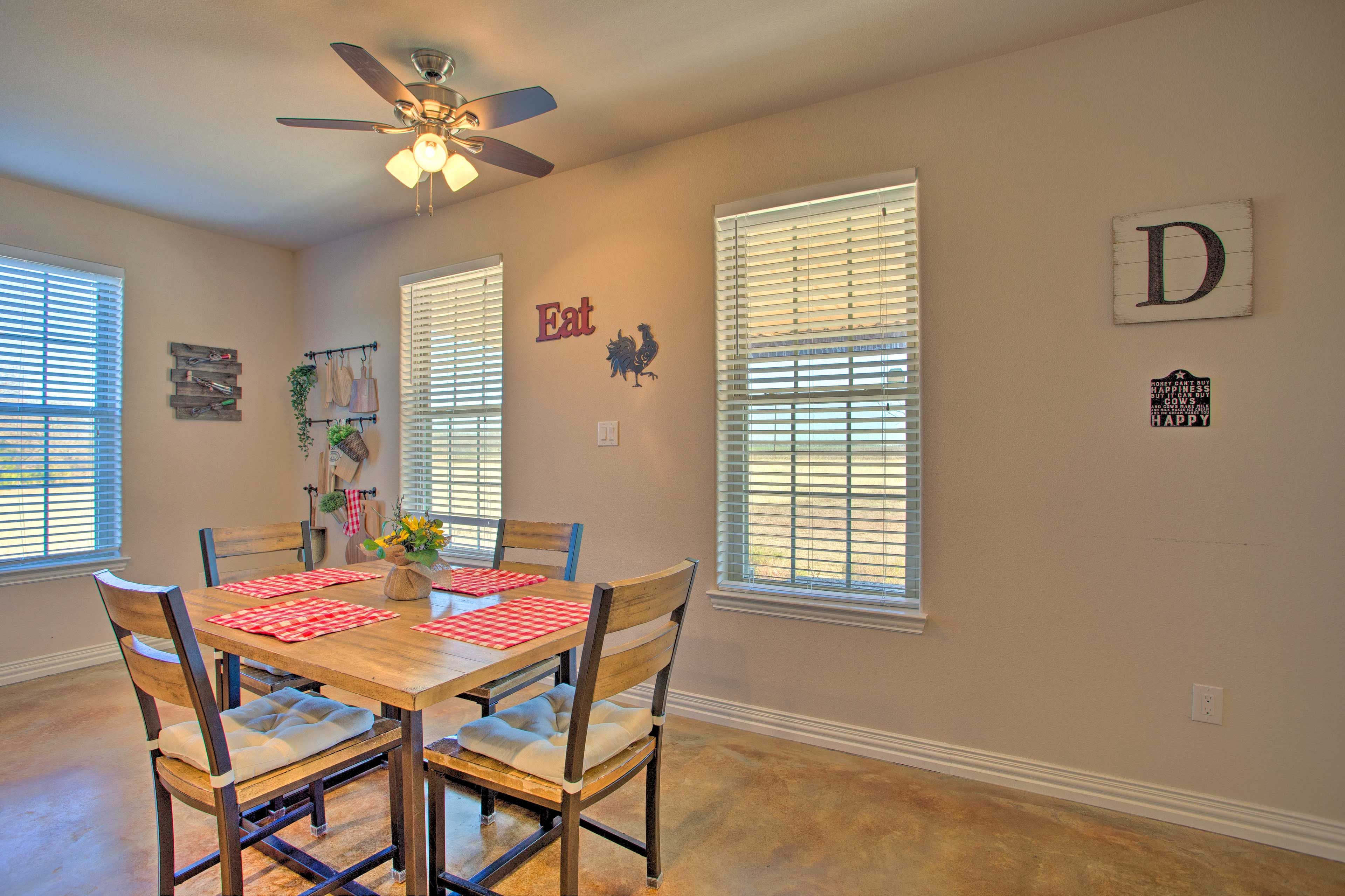 Dining Area | High Chair