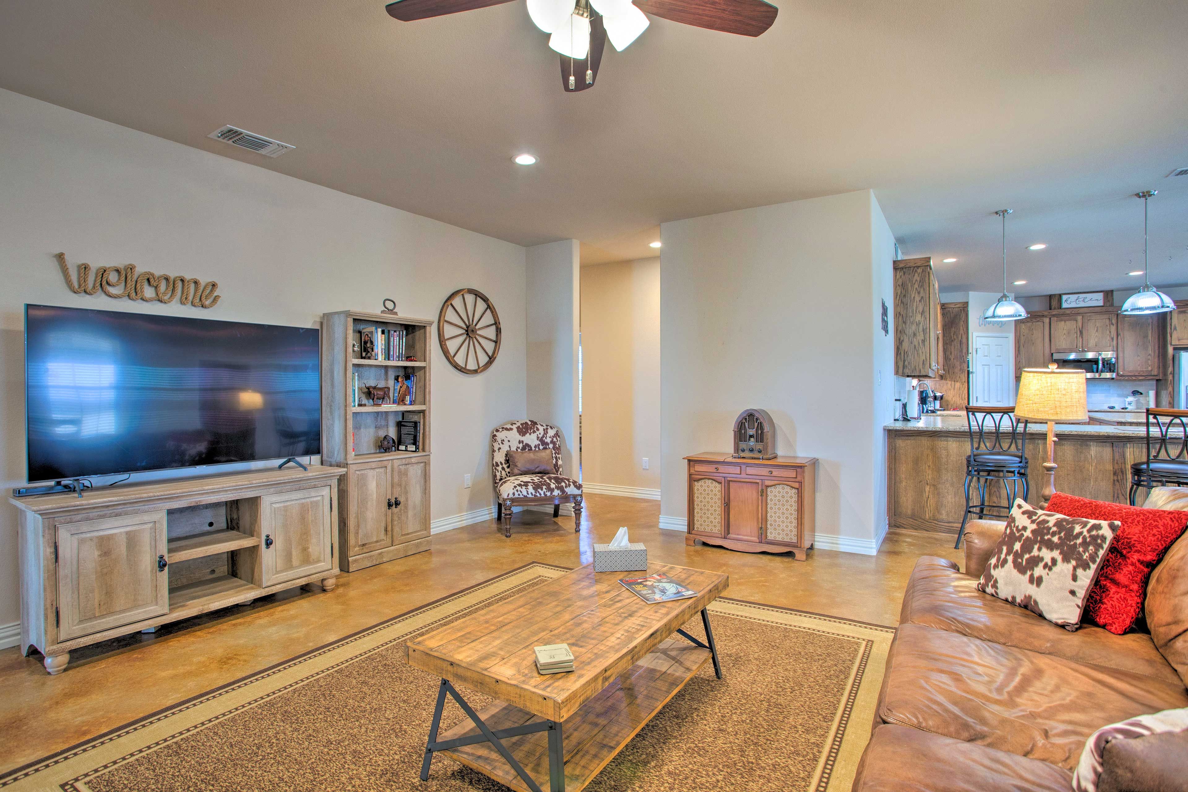 Anna Vacation Rental | 3BR | 2.5BA | 2,400 Sq Ft | Step-Free Access