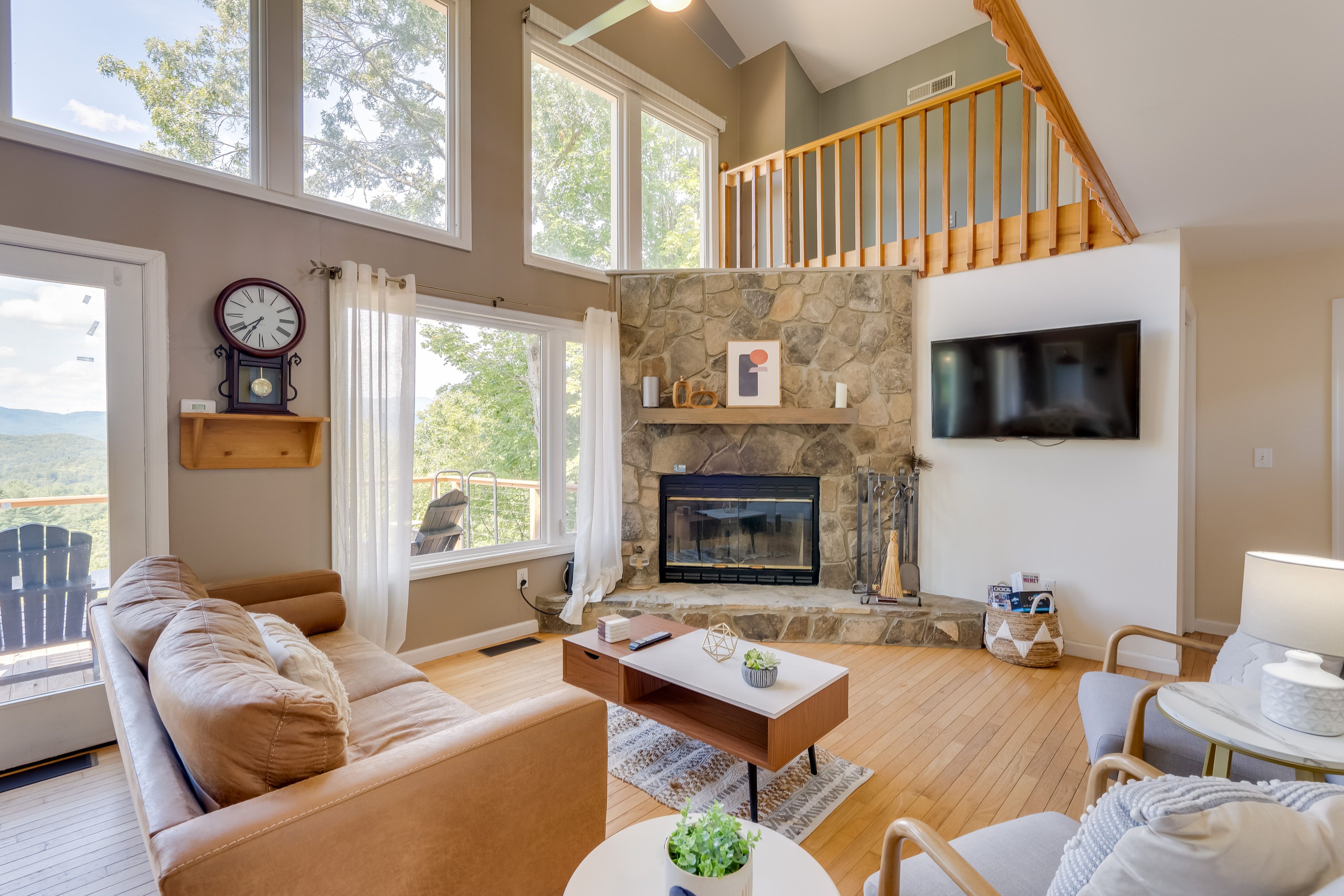 Living Room | Main Level | Free WiFi