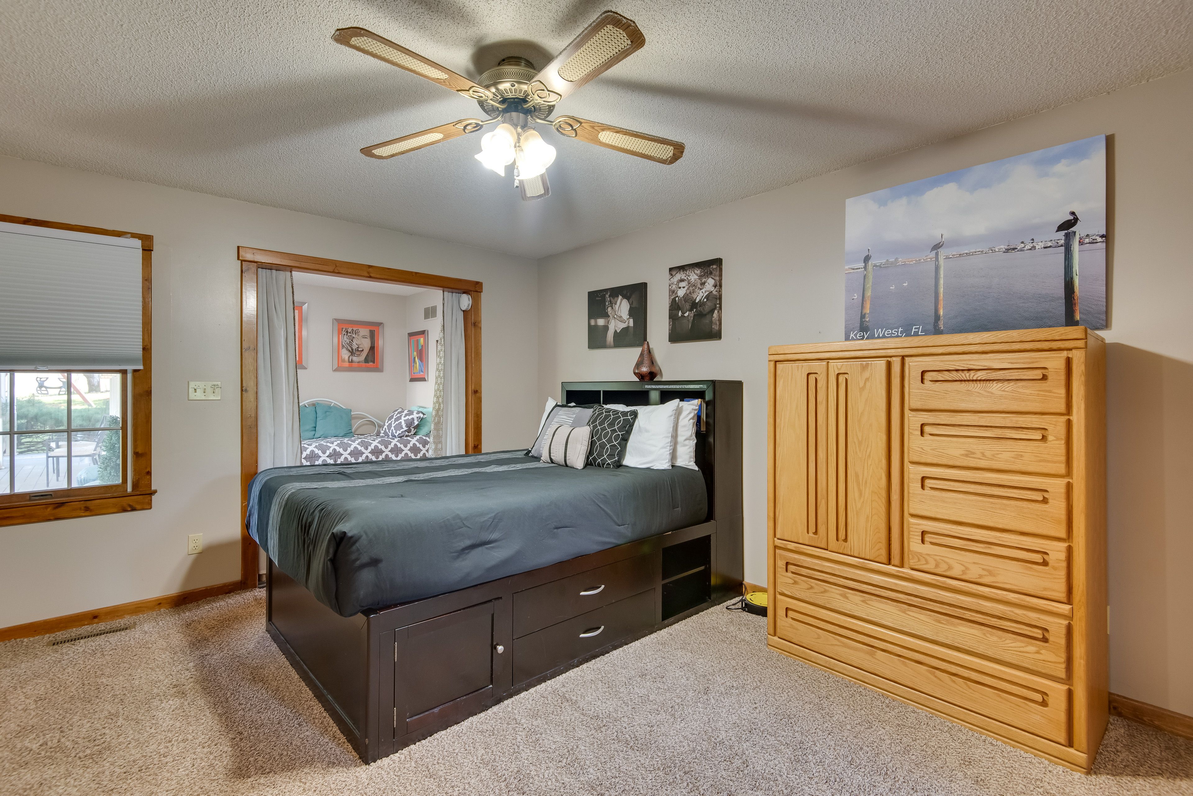 Bedroom 3 | Queen Bed