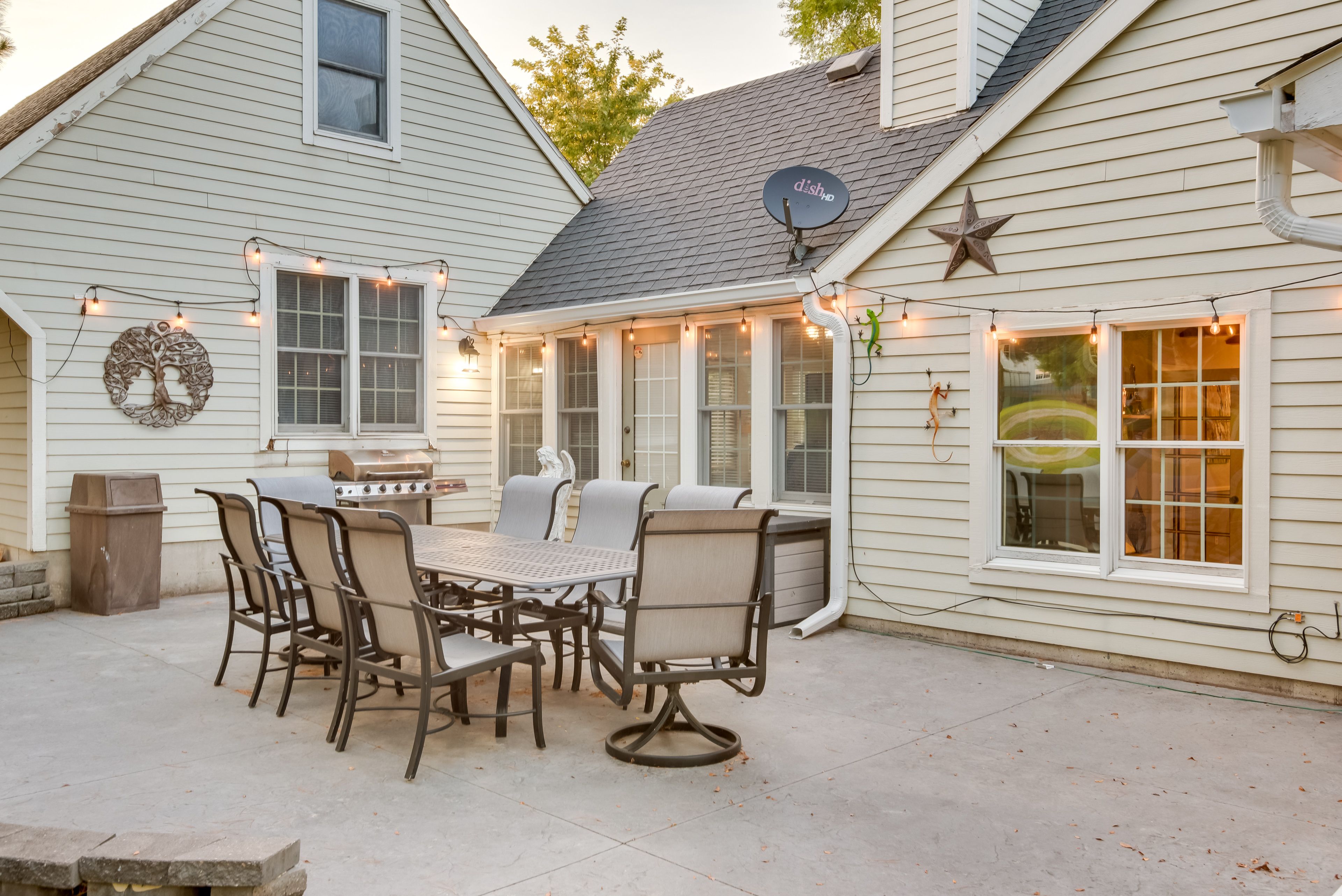 Private Patio | Gas Grill