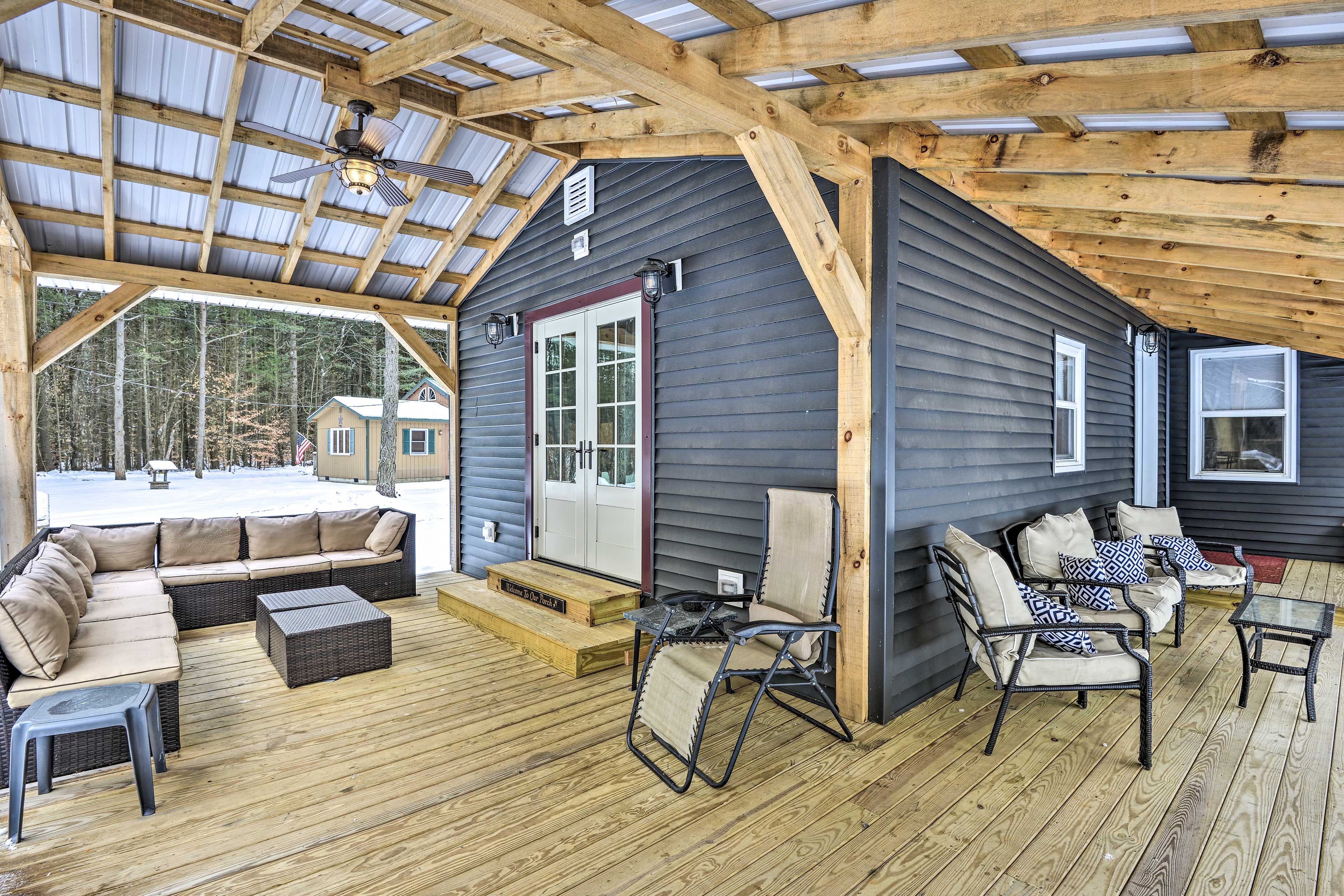 Glenfield Vacation Rental | 3BR | 1BA | 1 Step Required | 1,200 Sq Ft