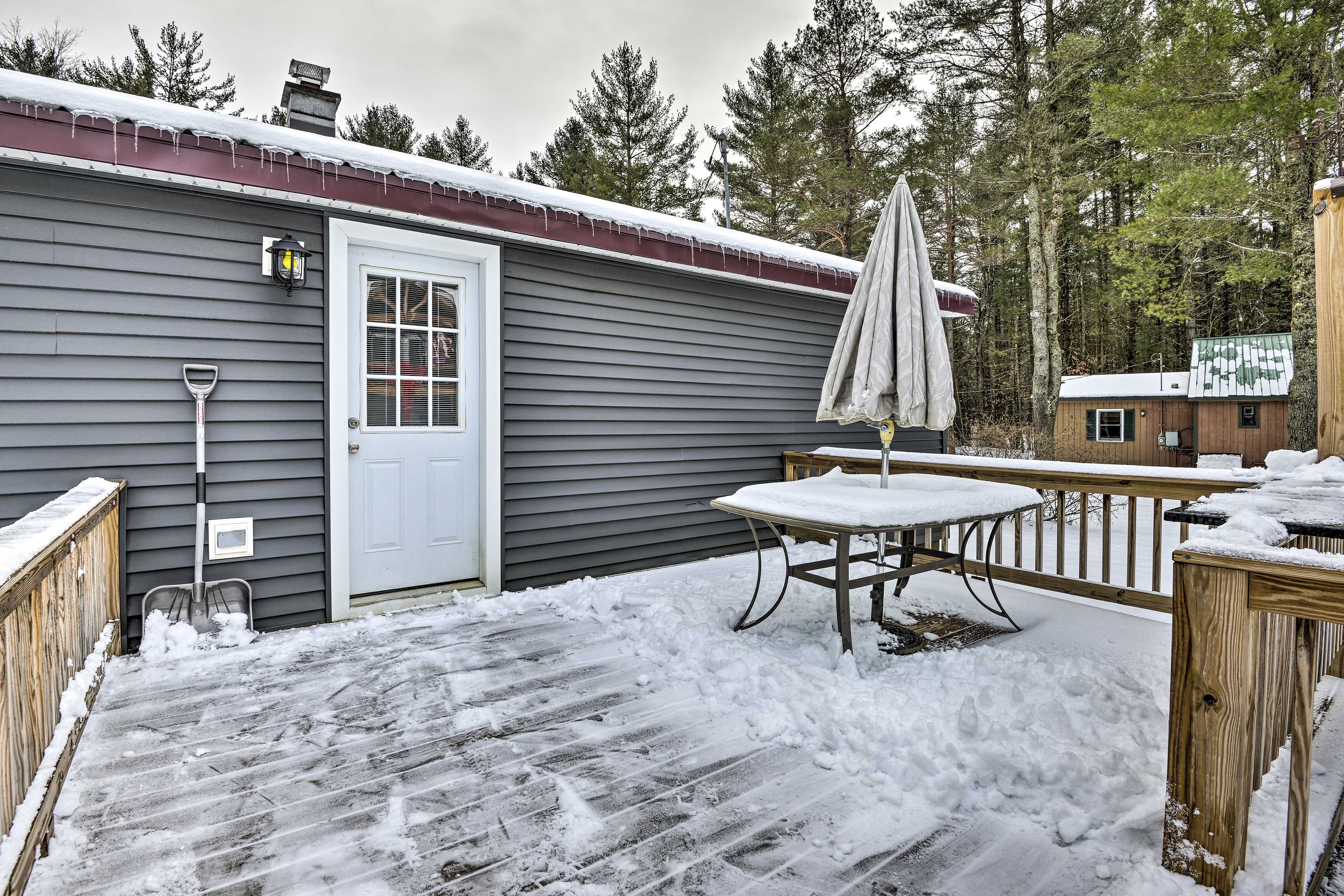 Private Deck | Outdoor Dining Area