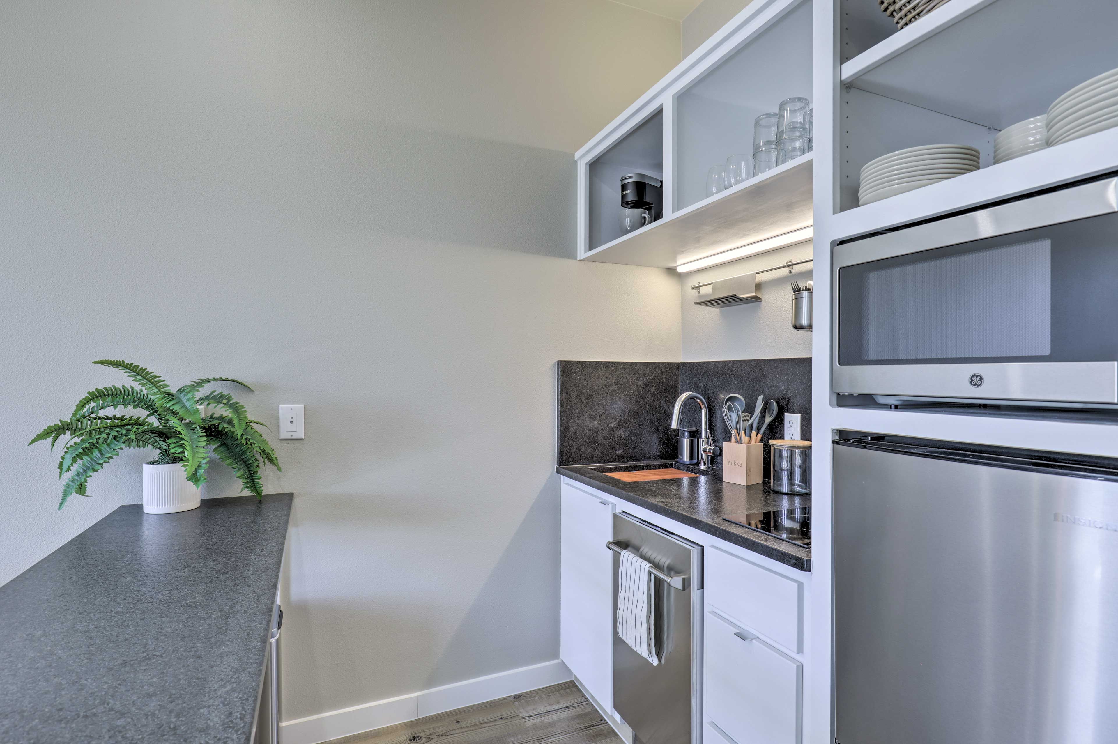 Kitchenette | 2-Burner Electric Stove
