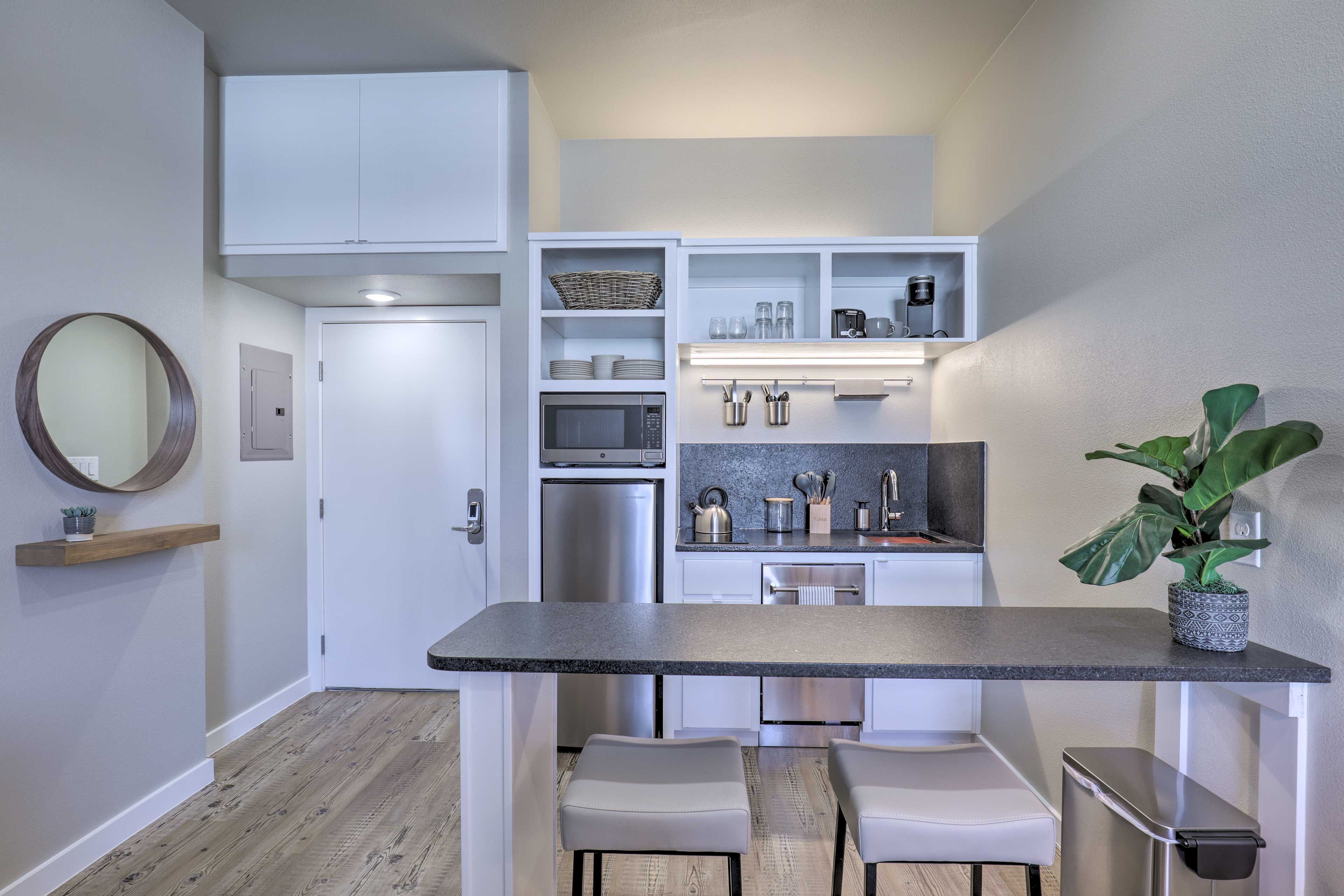 Kitchenette | Keurig Coffee Maker