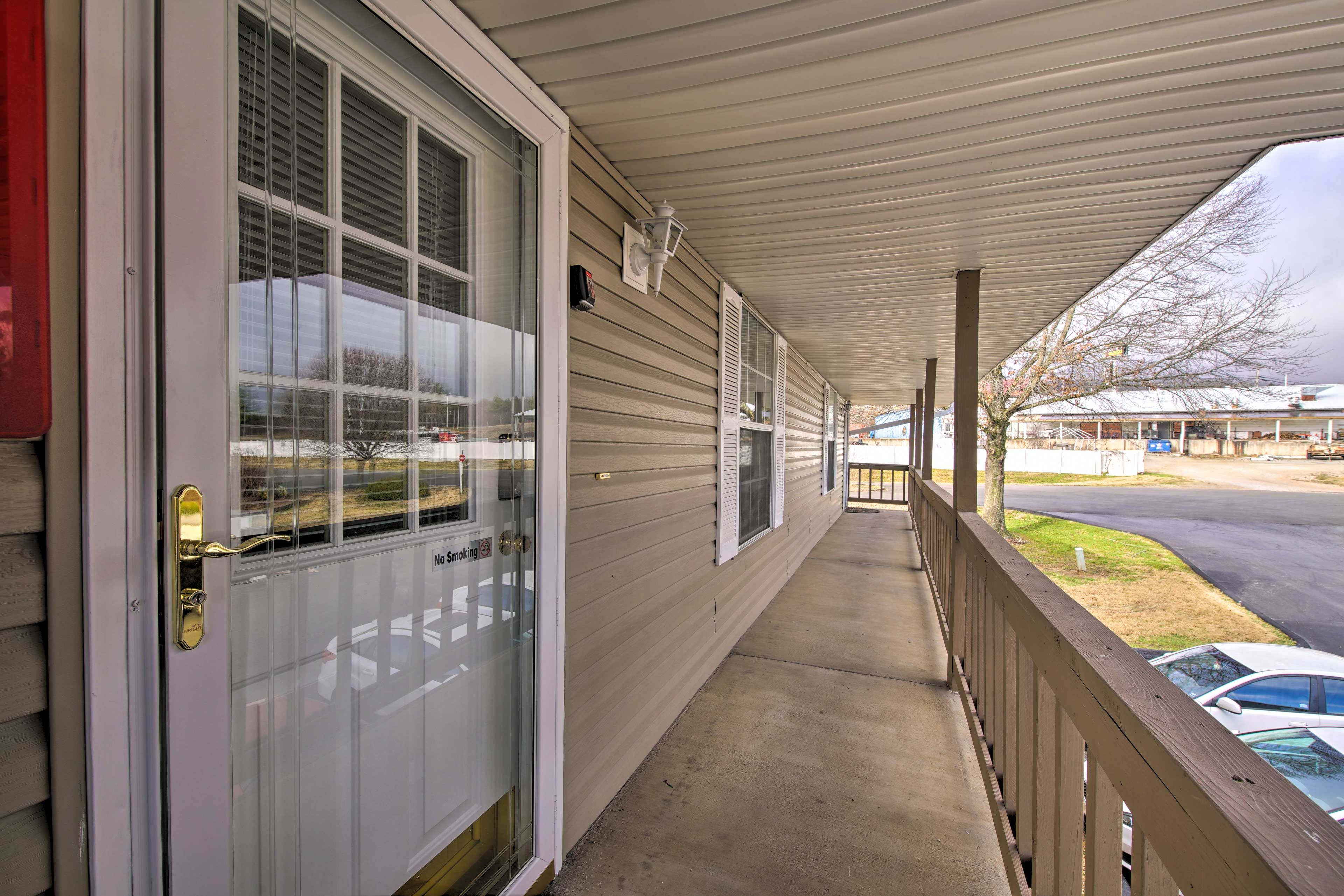 Front Entrance | Keyless Entry