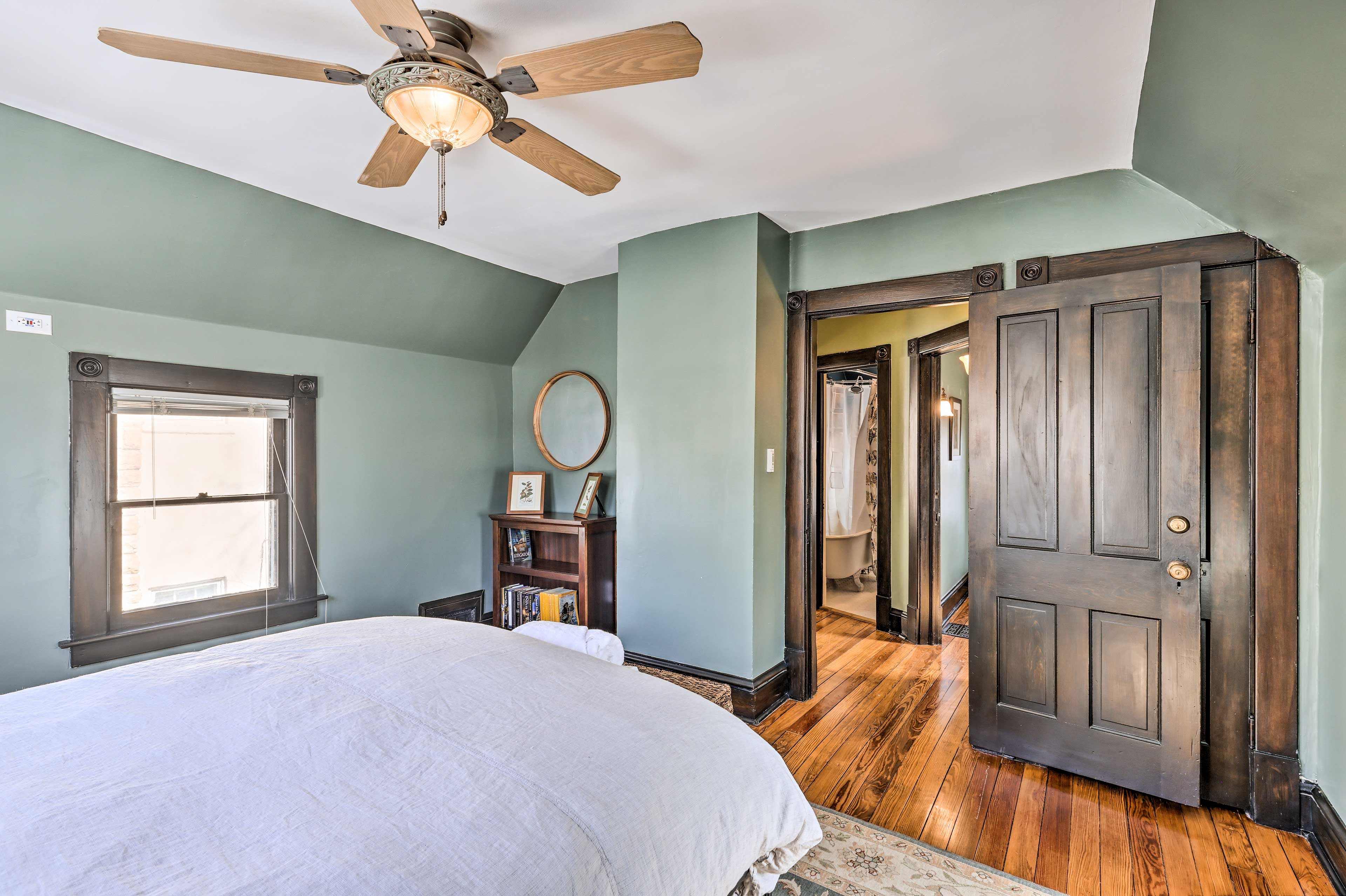 Bedroom 1 | Linens Provided