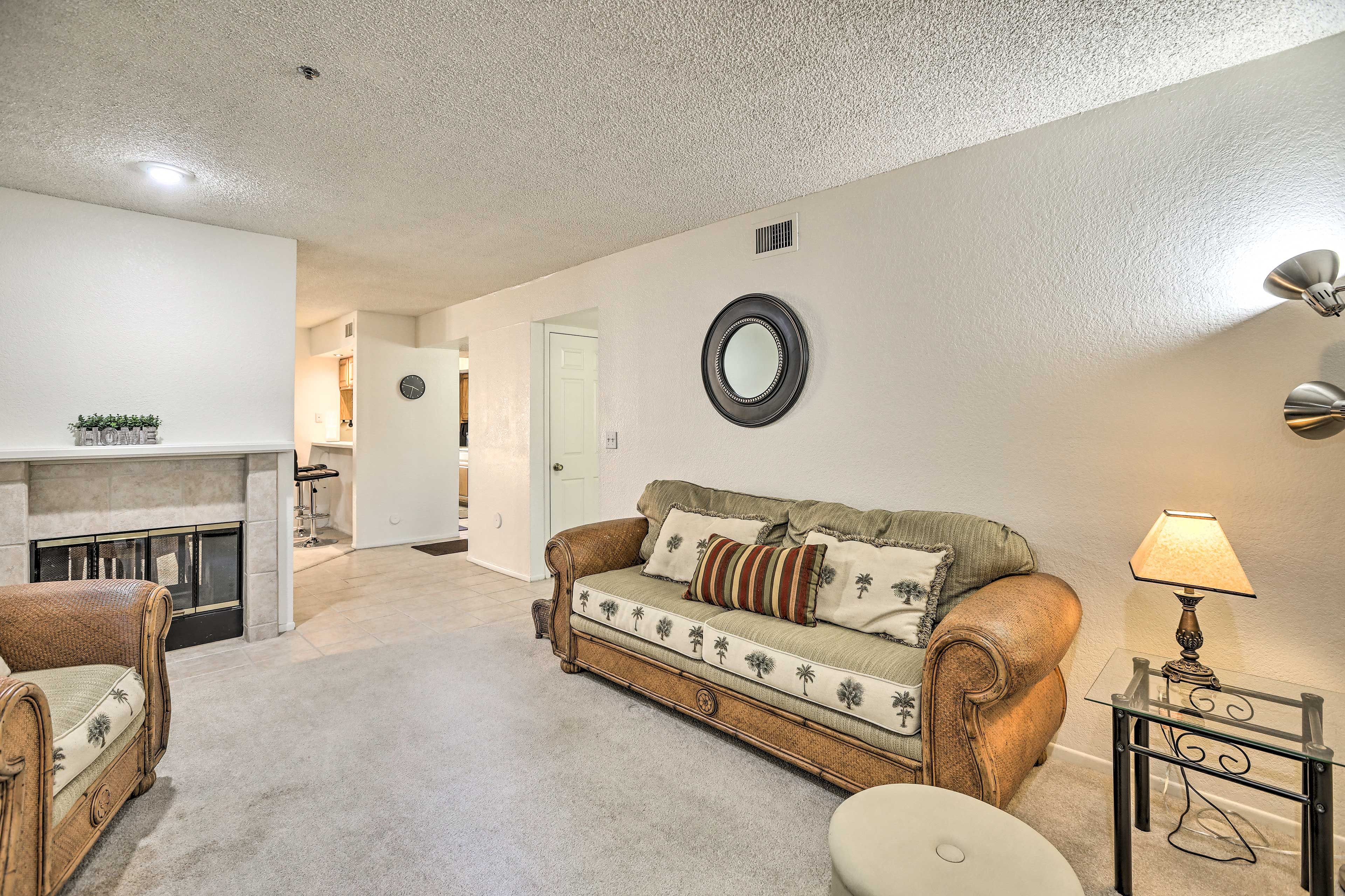 Living Room | Free WiFi | Central Heating & A/C