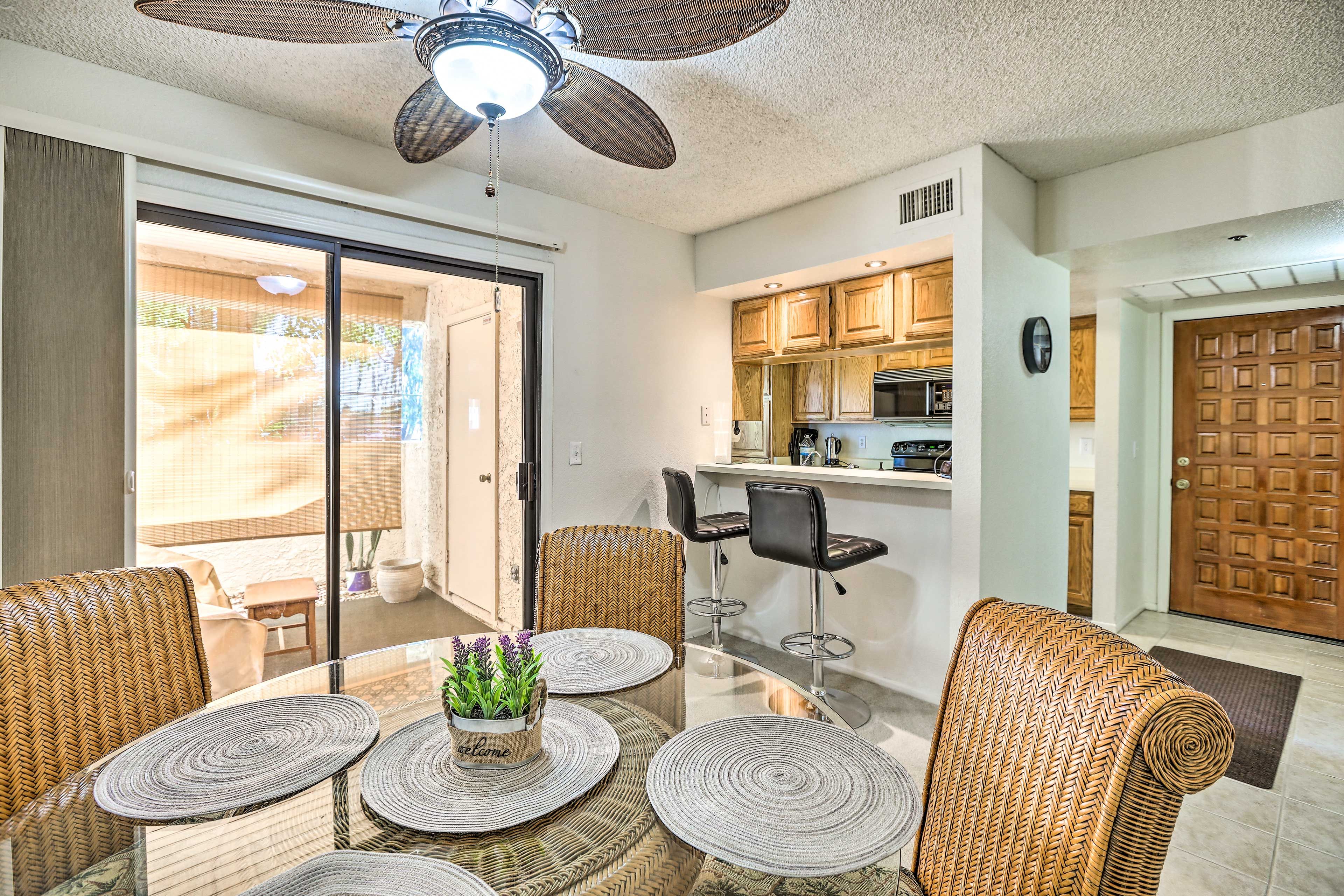 Dining Room | Dishware & Flatware