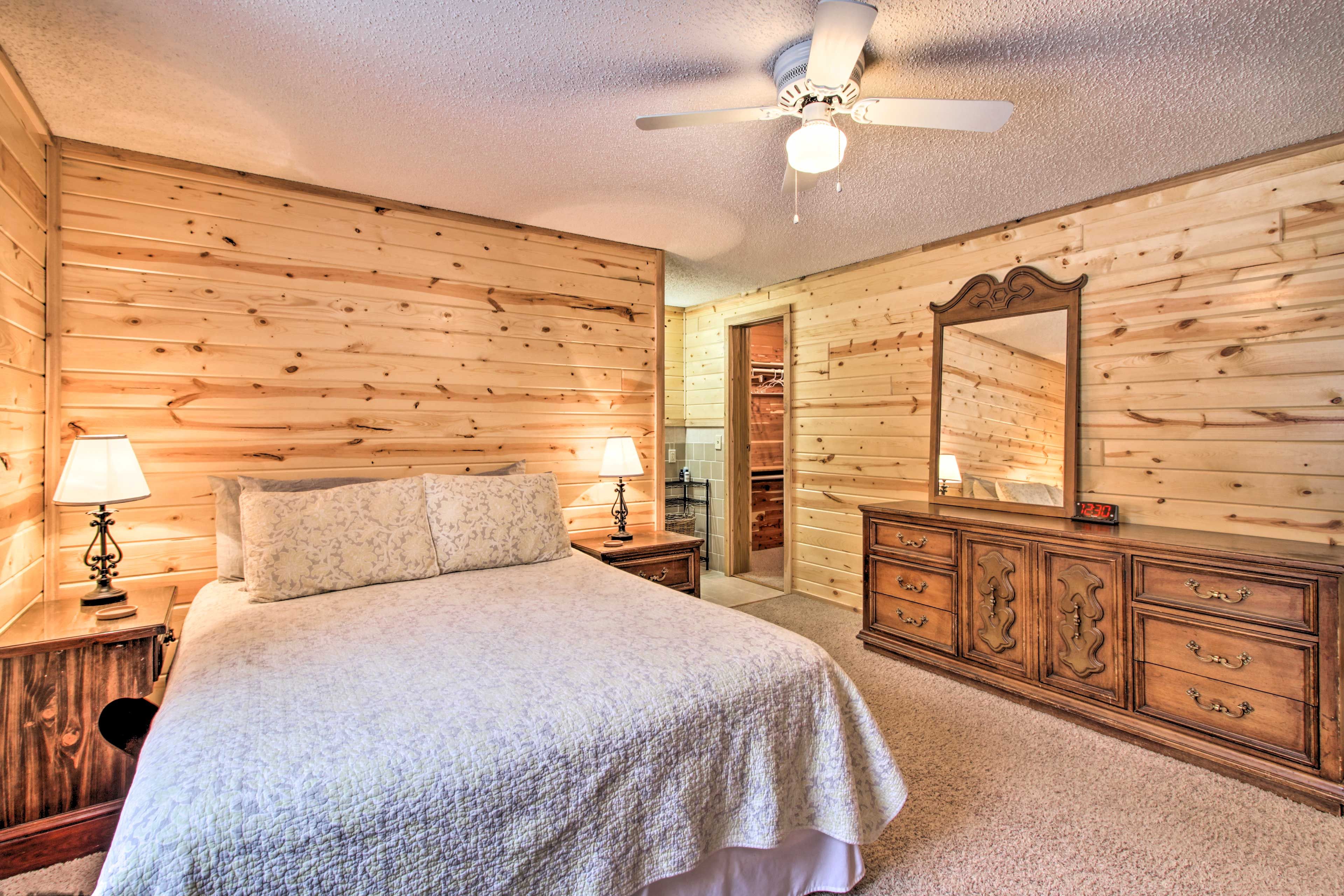 Bedroom 1 | Linens Provided