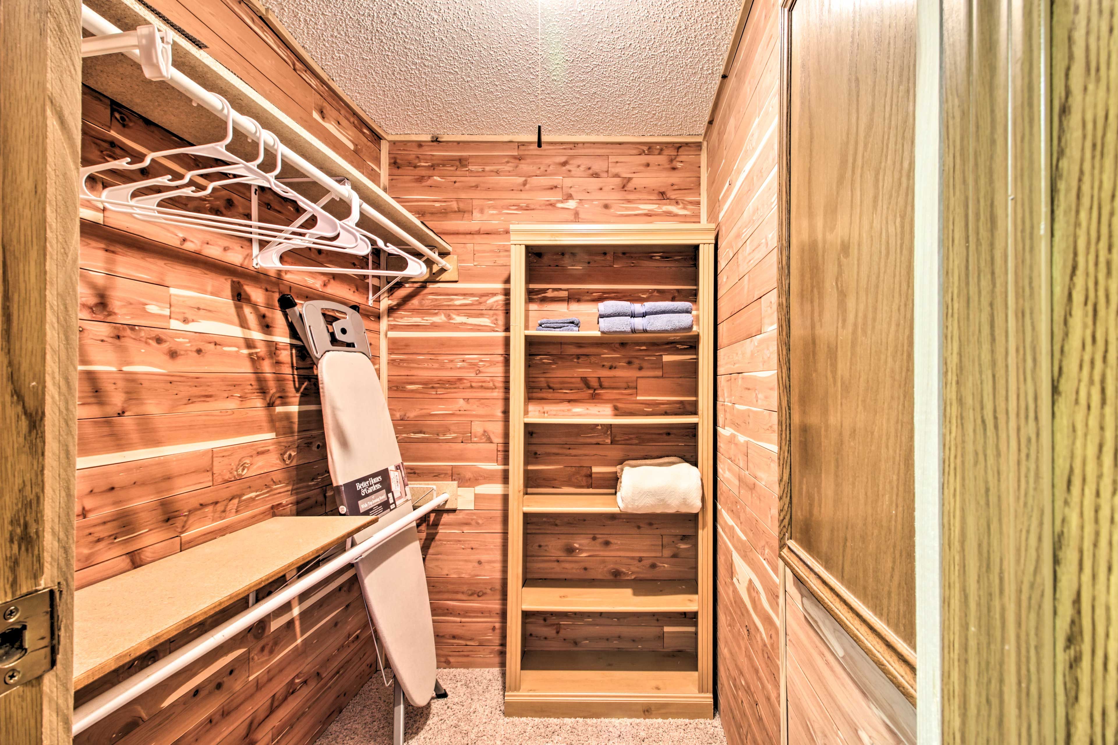 Bedroom 1 | Walk-In Closet