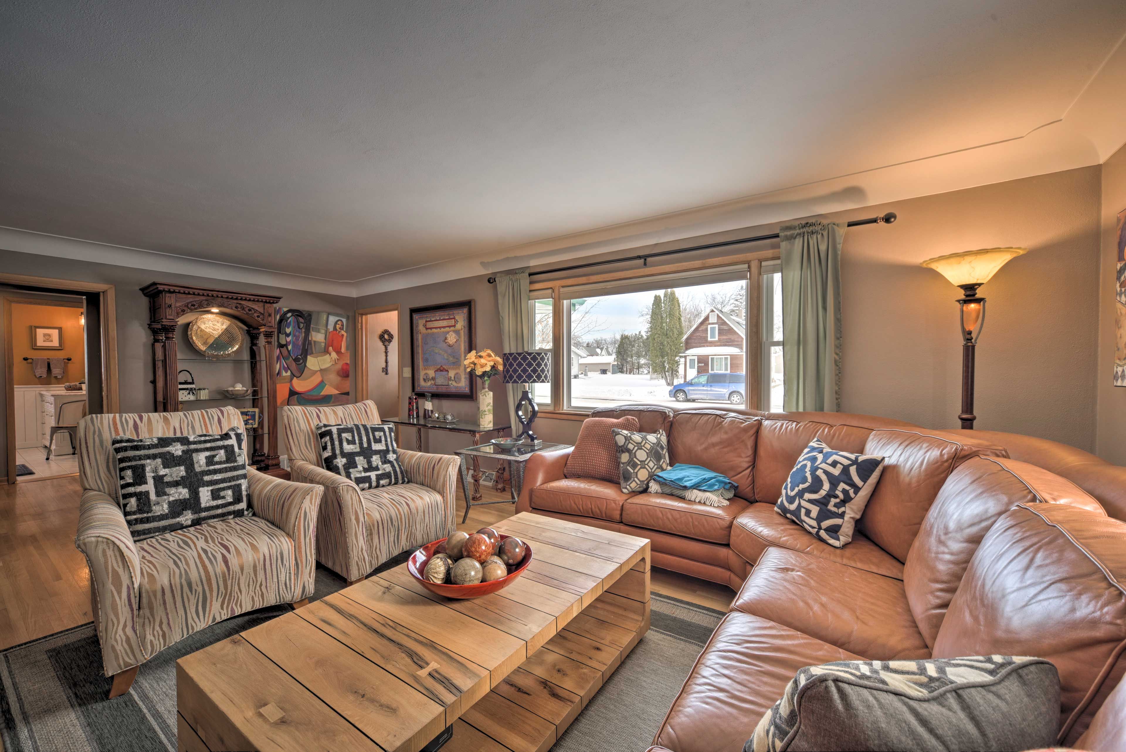 Superior Vacation Rental | 3BR | 1.5BA | 1,650 Sq Ft | Steps Required