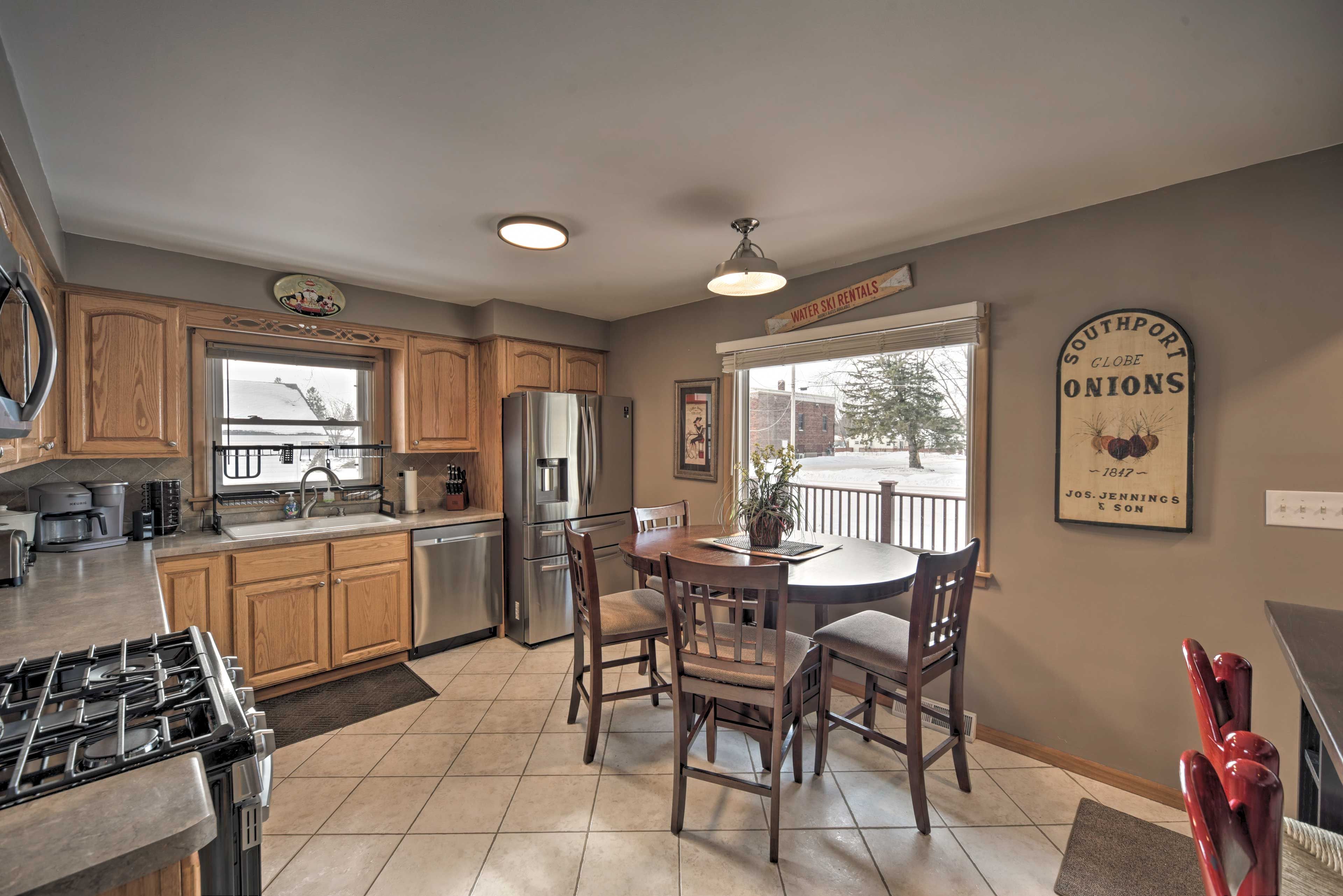 Kitchen | Fully Equipped | Blender | Coffee Maker