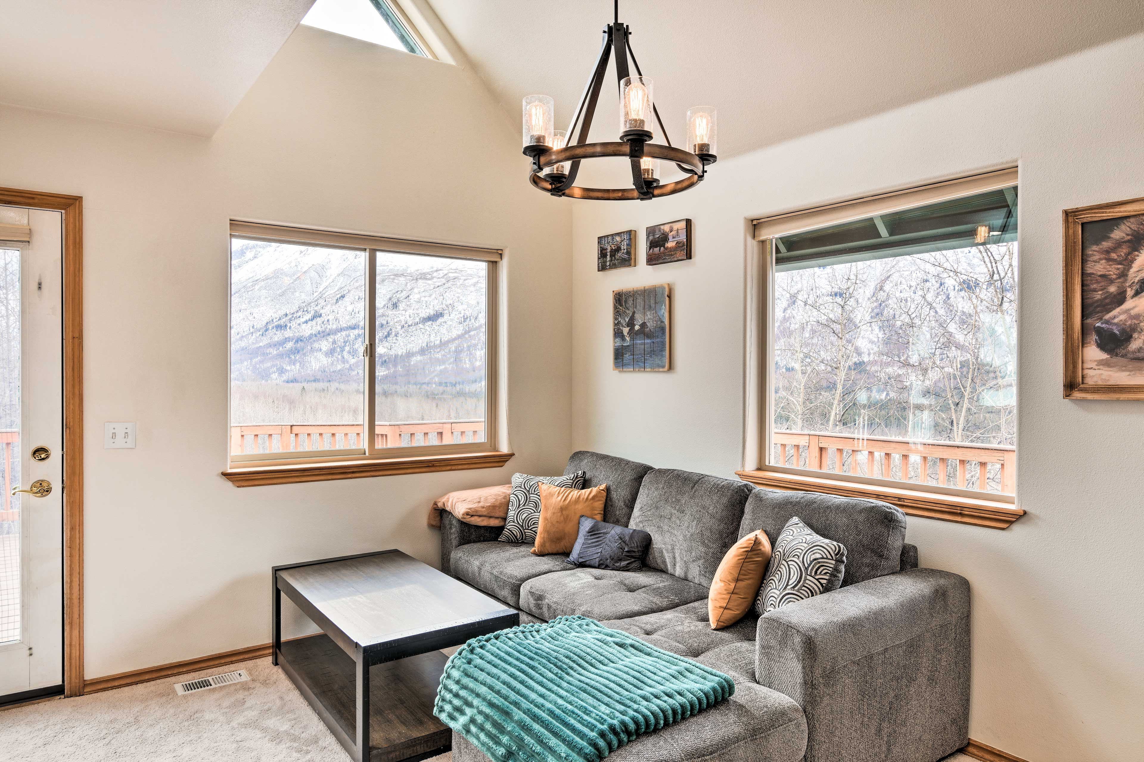 Living Room | 1st Floor | Central Heating
