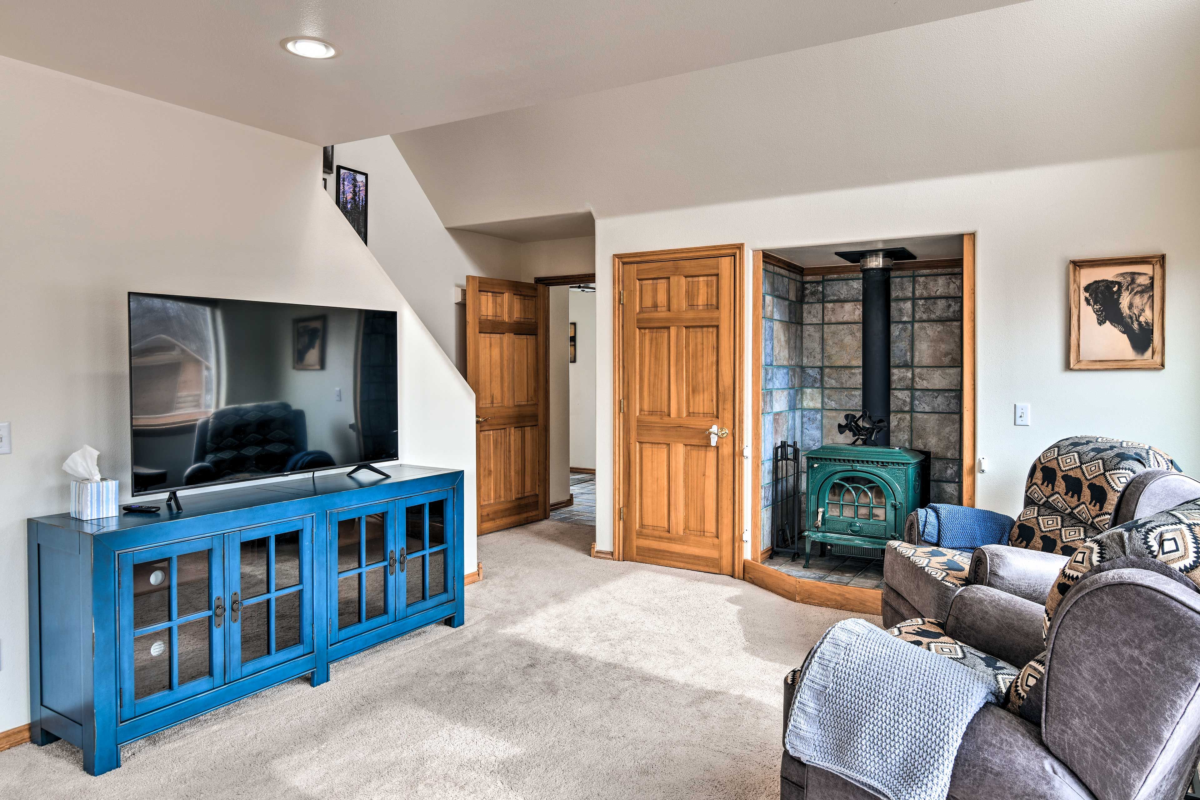 Living Room | Smart TV