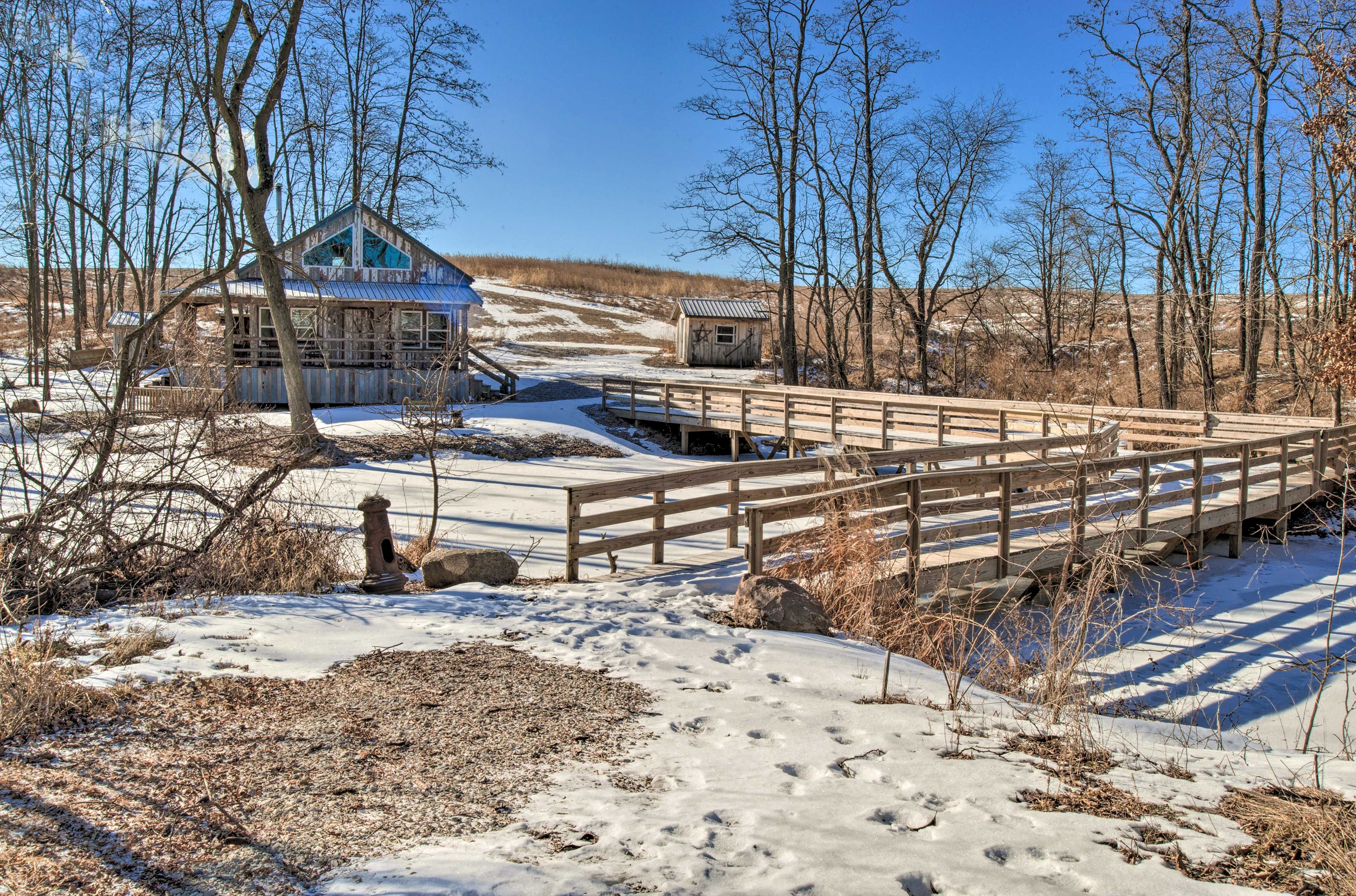 Powersville Vacation Rental | 2BR | 1BA | Stairs Required | 1,500 Sq Ft