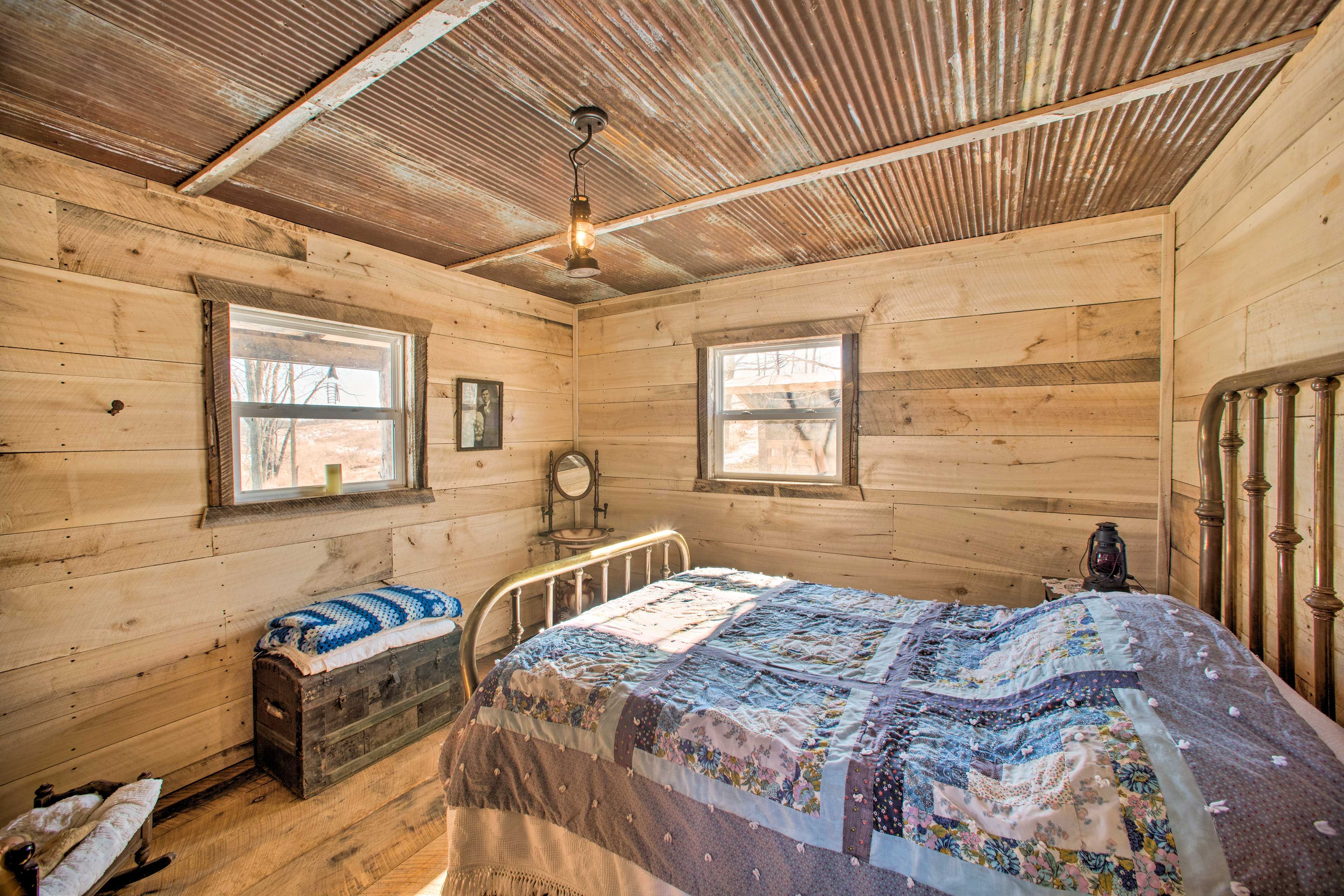 Bedroom 2 | Full Bed | 1st Floor