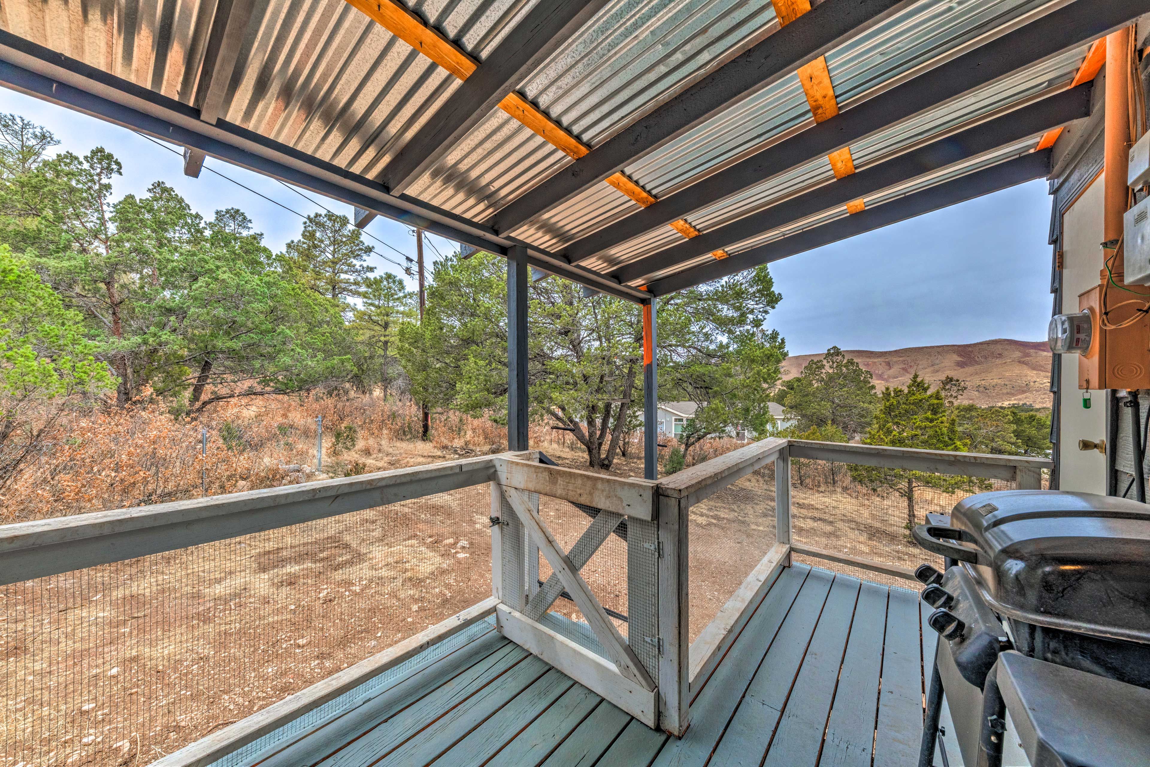 Deck | Gas Grill | Mountain Views