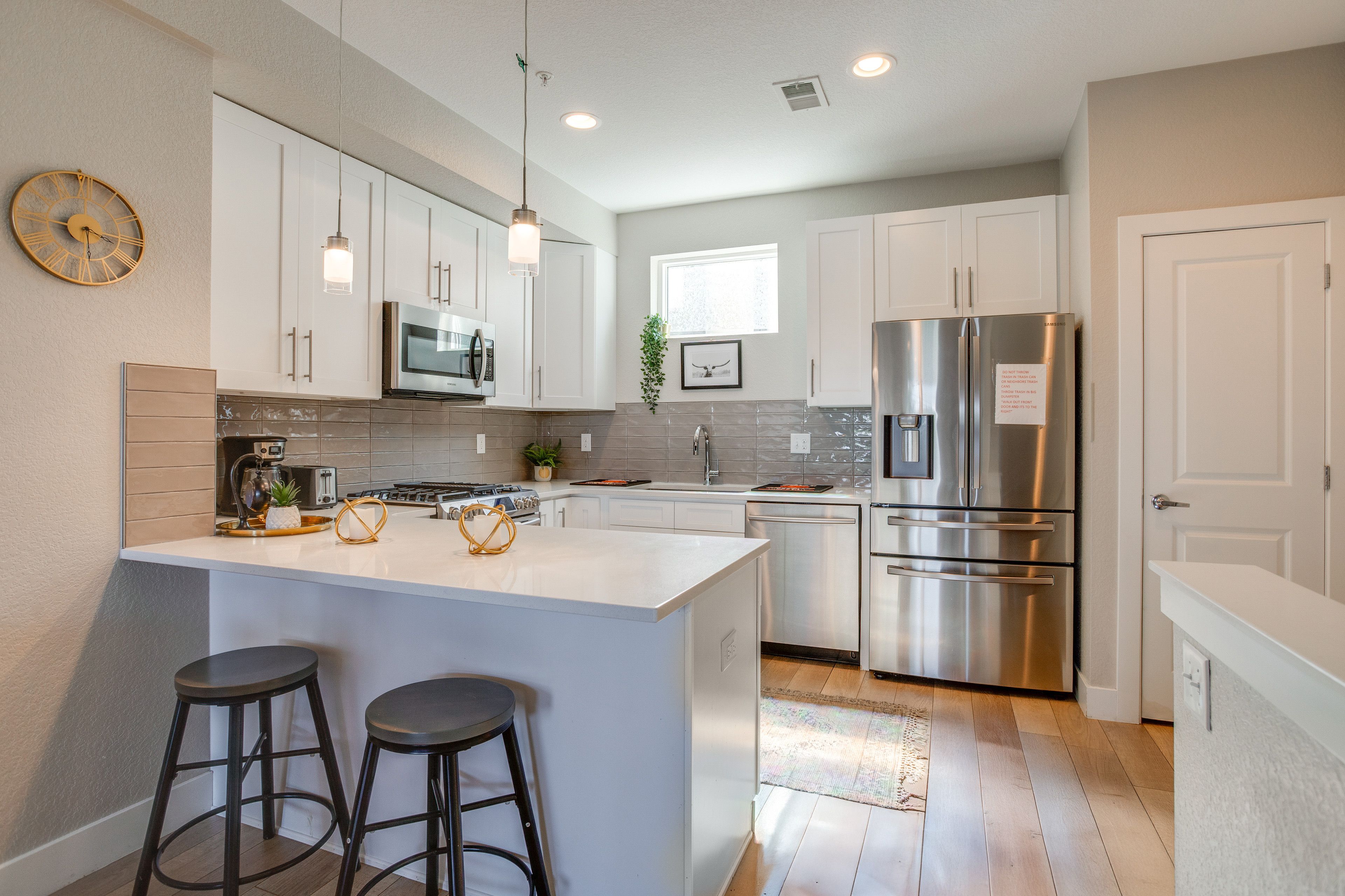 Kitchen | Free WiFi | A/C & Heating