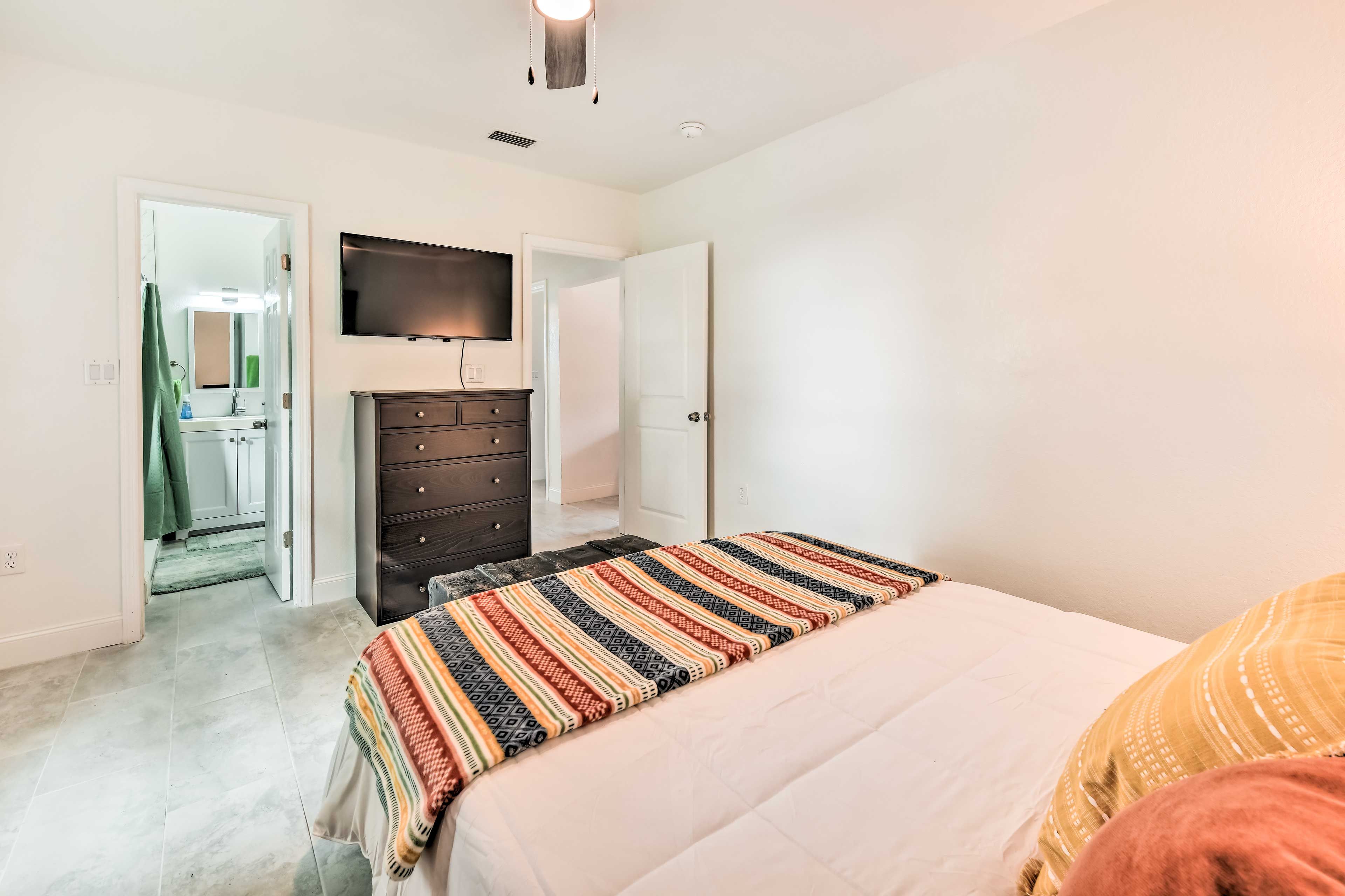 Bedroom 1 | En-Suite Bathroom