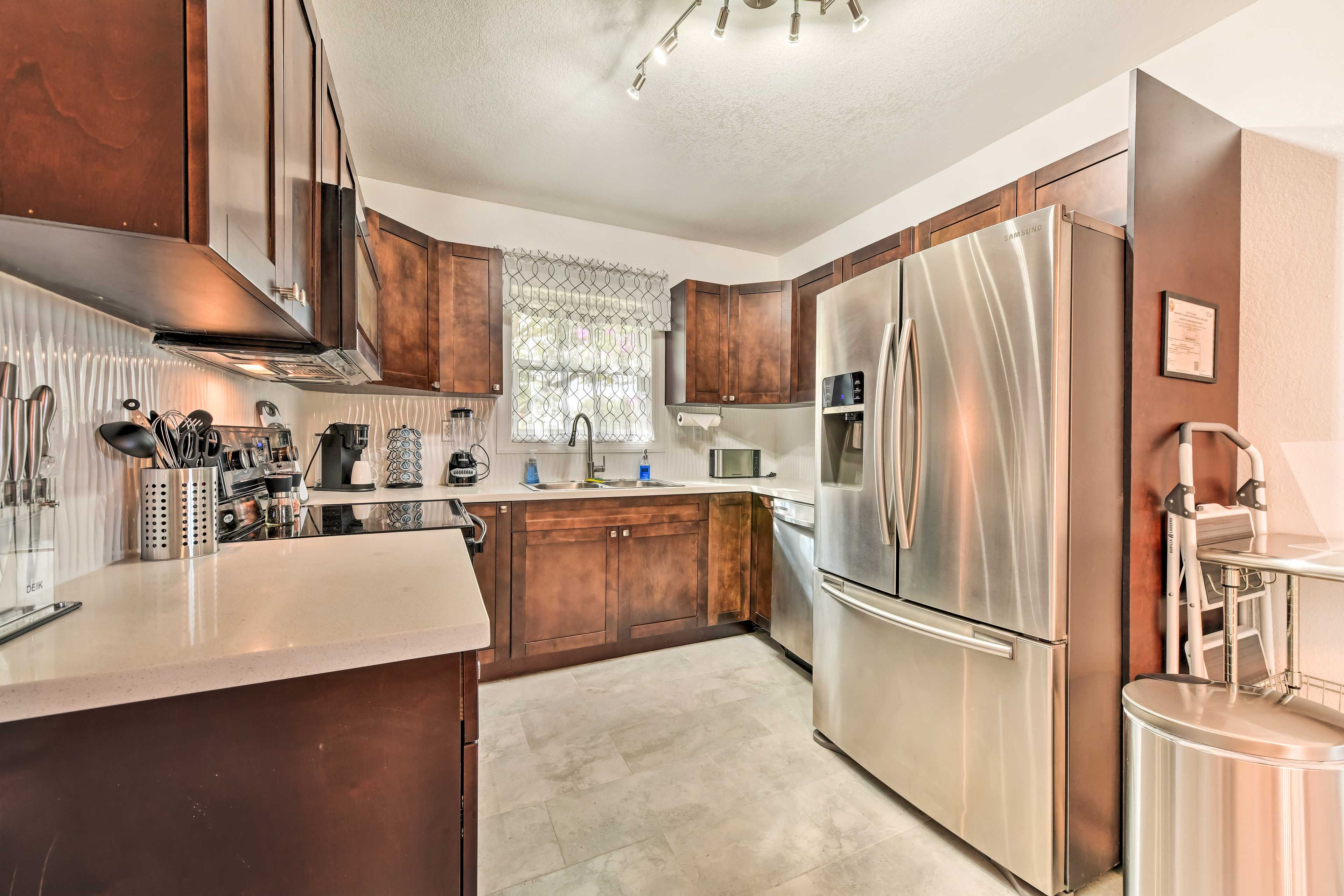 Kitchen | Fully Equipped