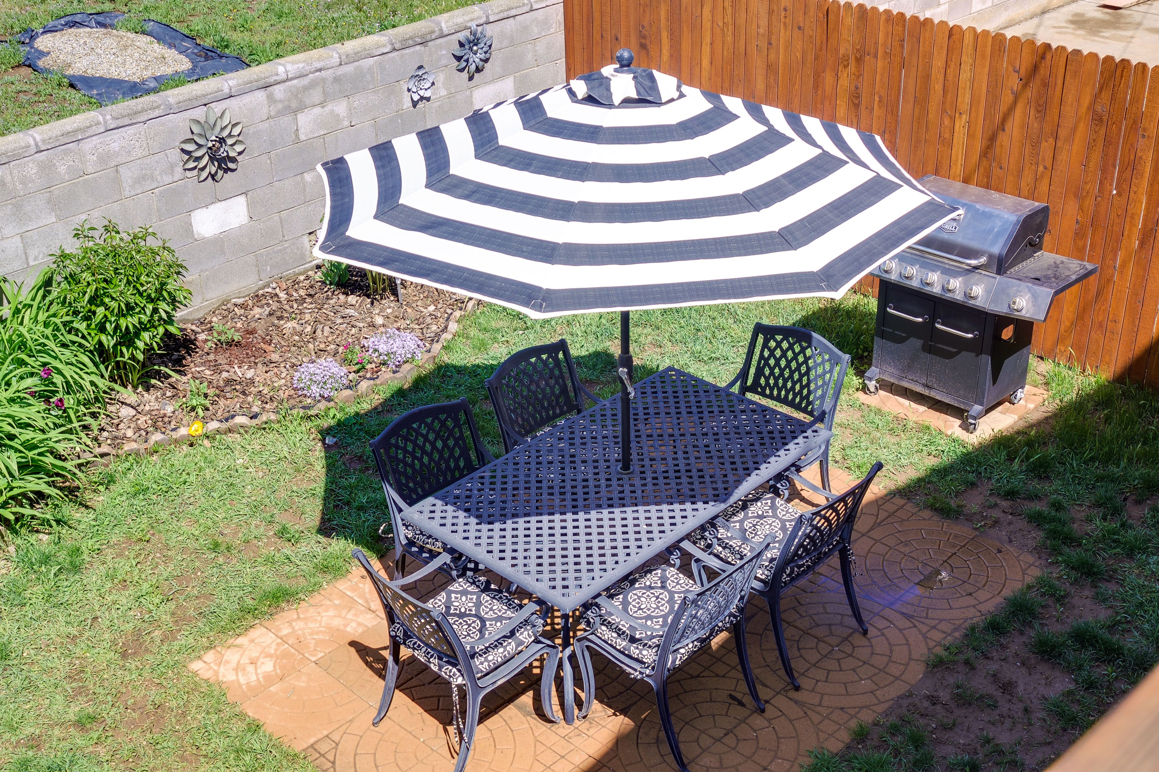 Private Courtyard