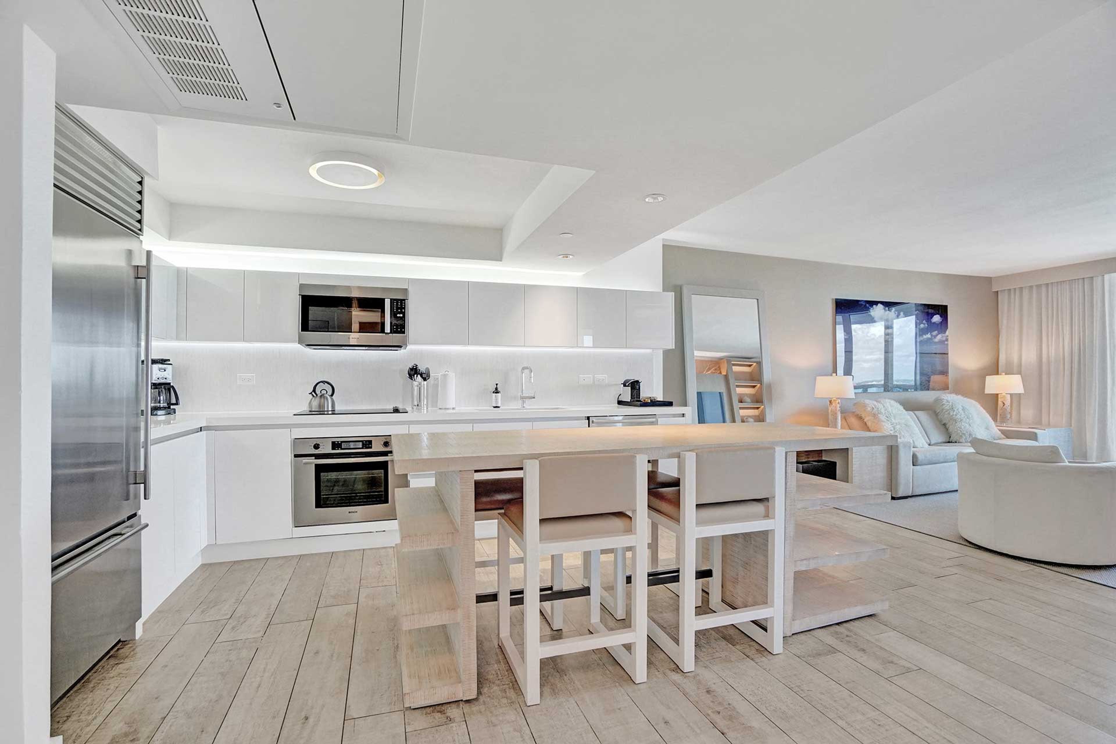 Dining Area/Kitchen | Fully Equipped | Nespresso Machine | Coffee Maker