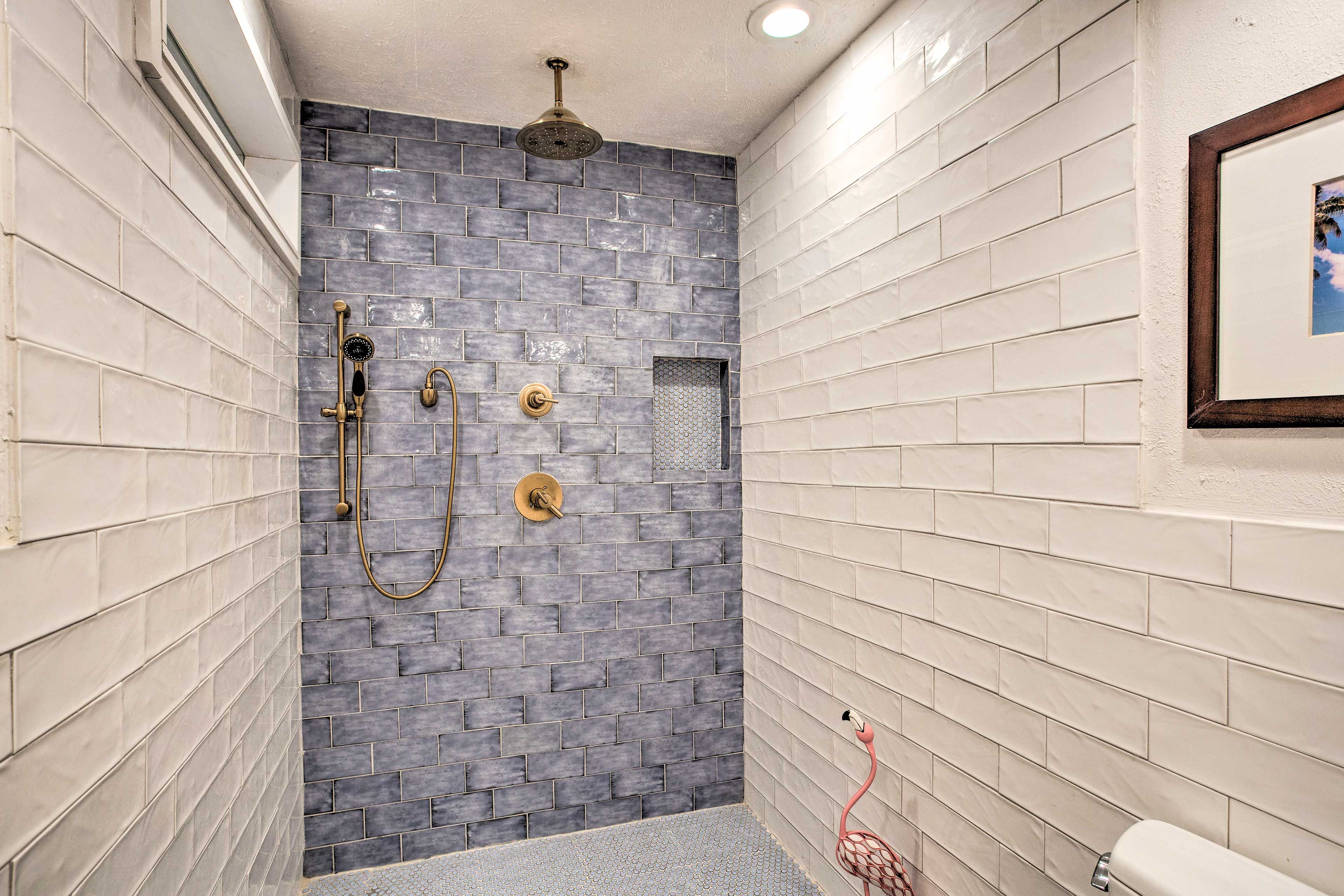 Full Bathroom | Walk-In Shower