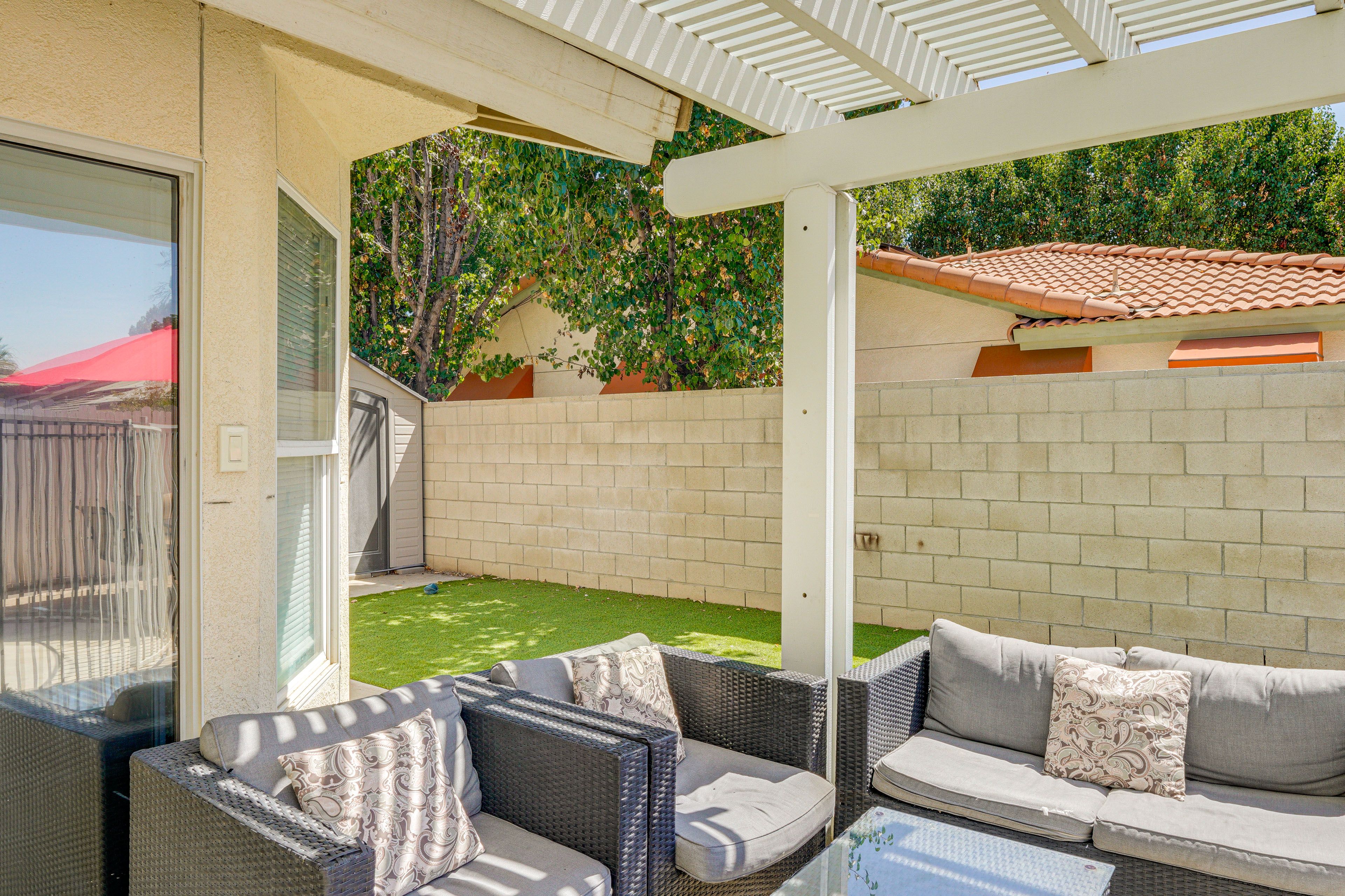 Patio | Lounge Furniture | Outdoor Dining Area